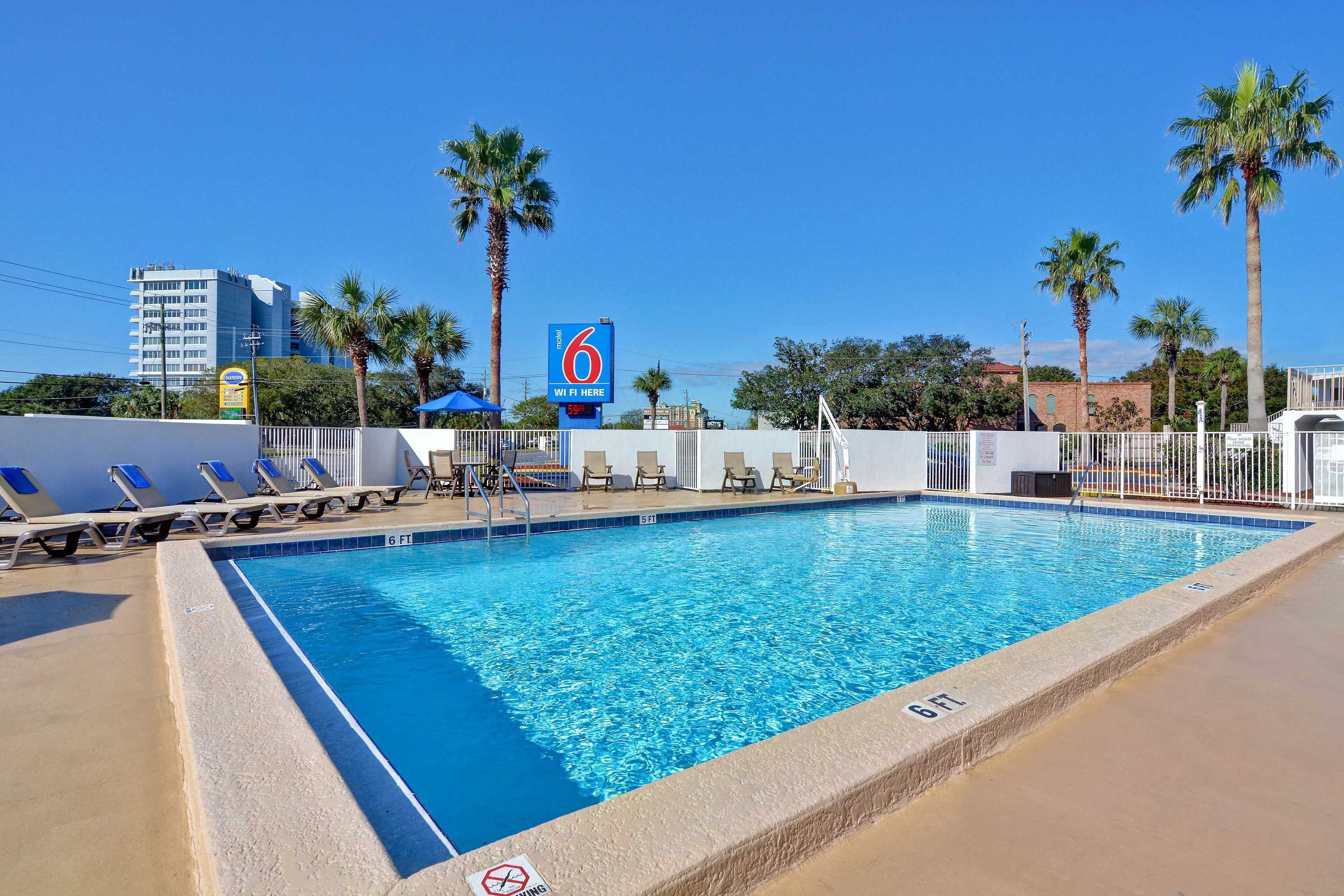 Gift card for Motel 6 Destin, FL