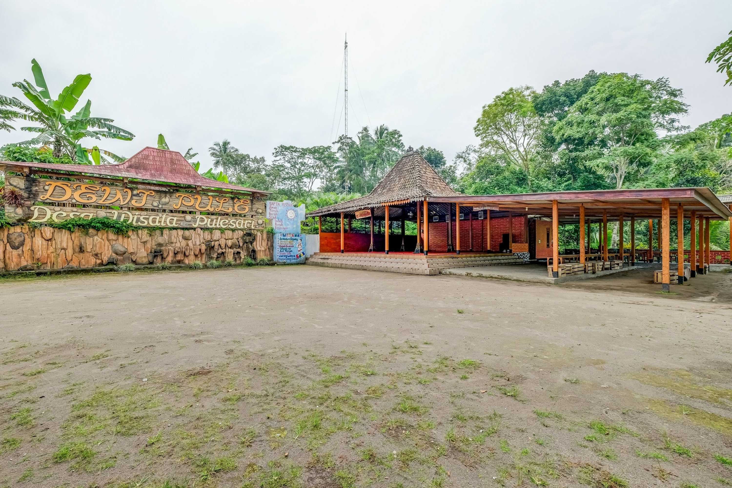 Gift card for Oyo Homes 90996 Desa Wisata Pulesari Syariah