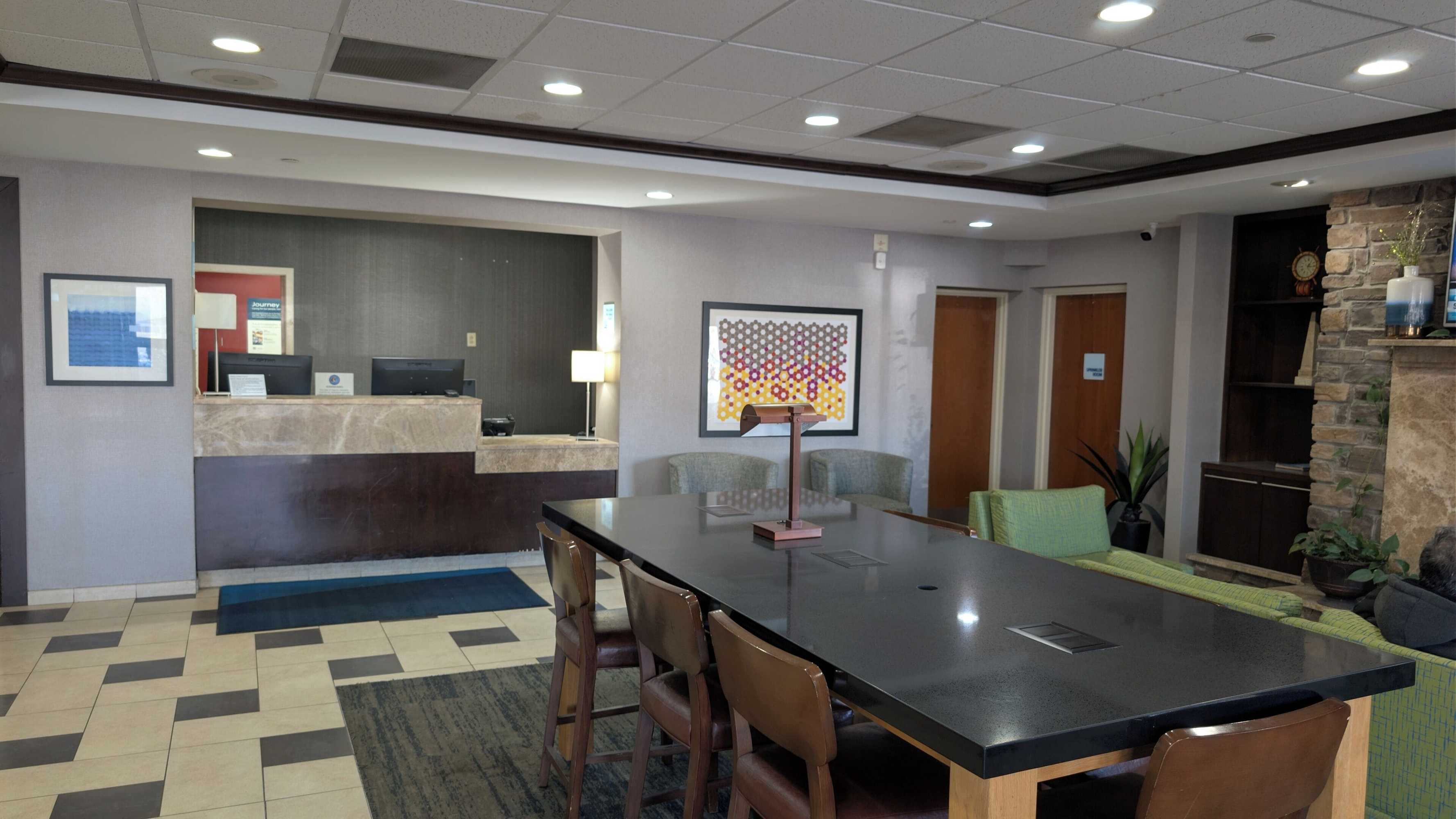 Gift card for Harbor Pointe Inn Phl Airport