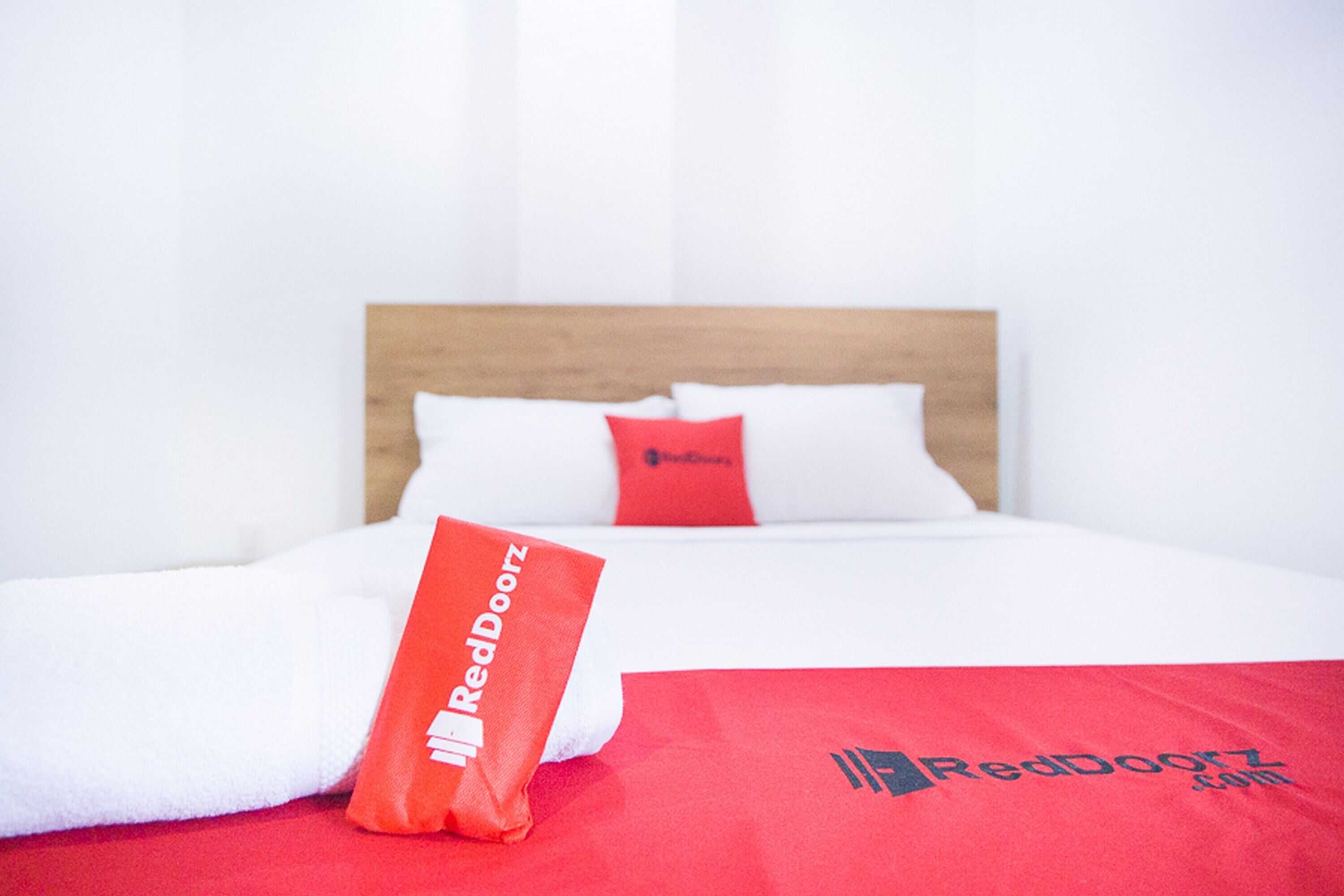 Gift card for Reddoorz @ RS Adam Malik Medan Gift card for Reddoorz @ RS Adam Malik Medan