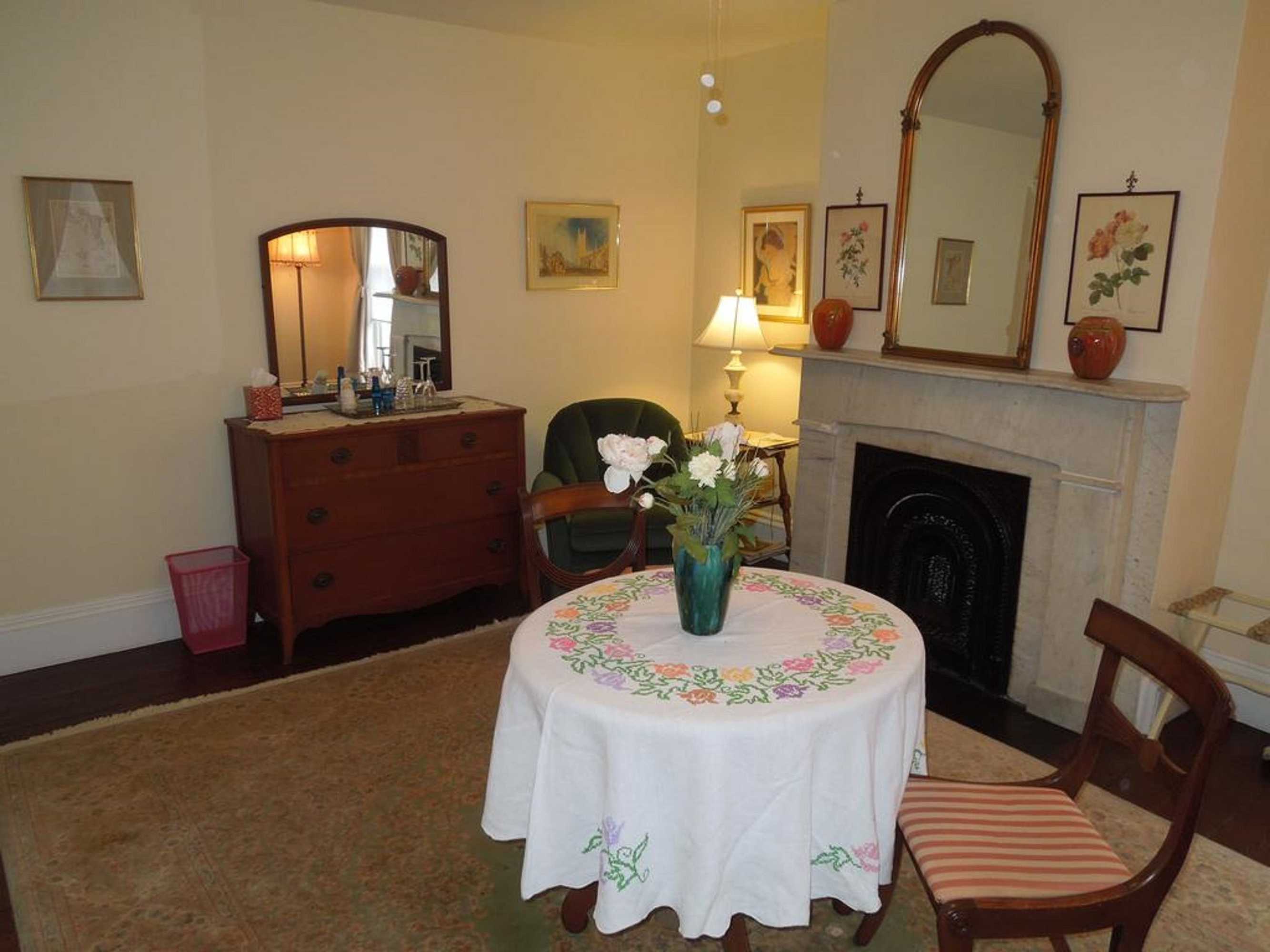 Gift card for Victorian Bed & Breakfast Gift card for Victorian Bed & Breakfast