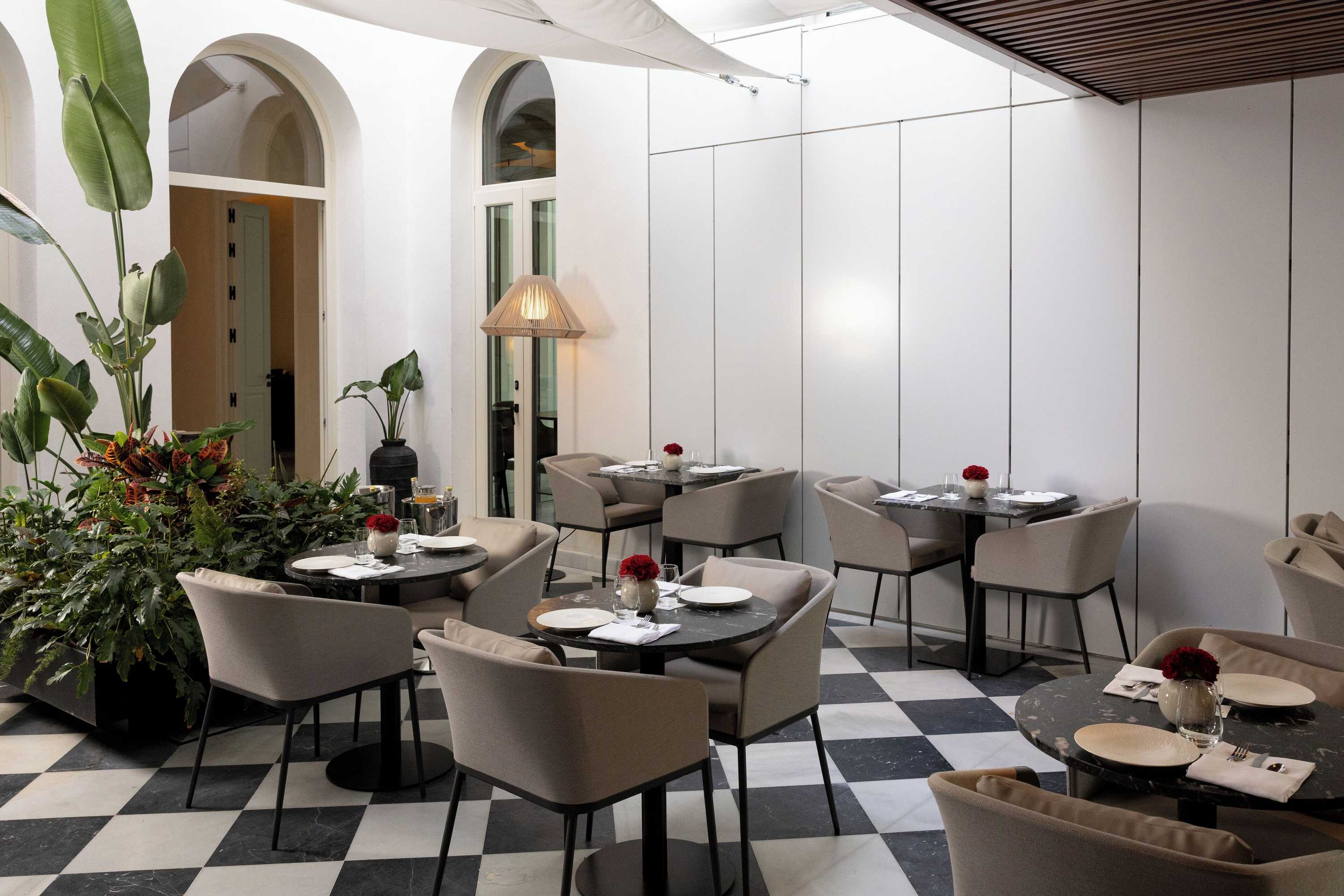 Gift card for Mercer Plaza Sevilla 5 GL Gift card for Mercer Plaza Sevilla 5 GL