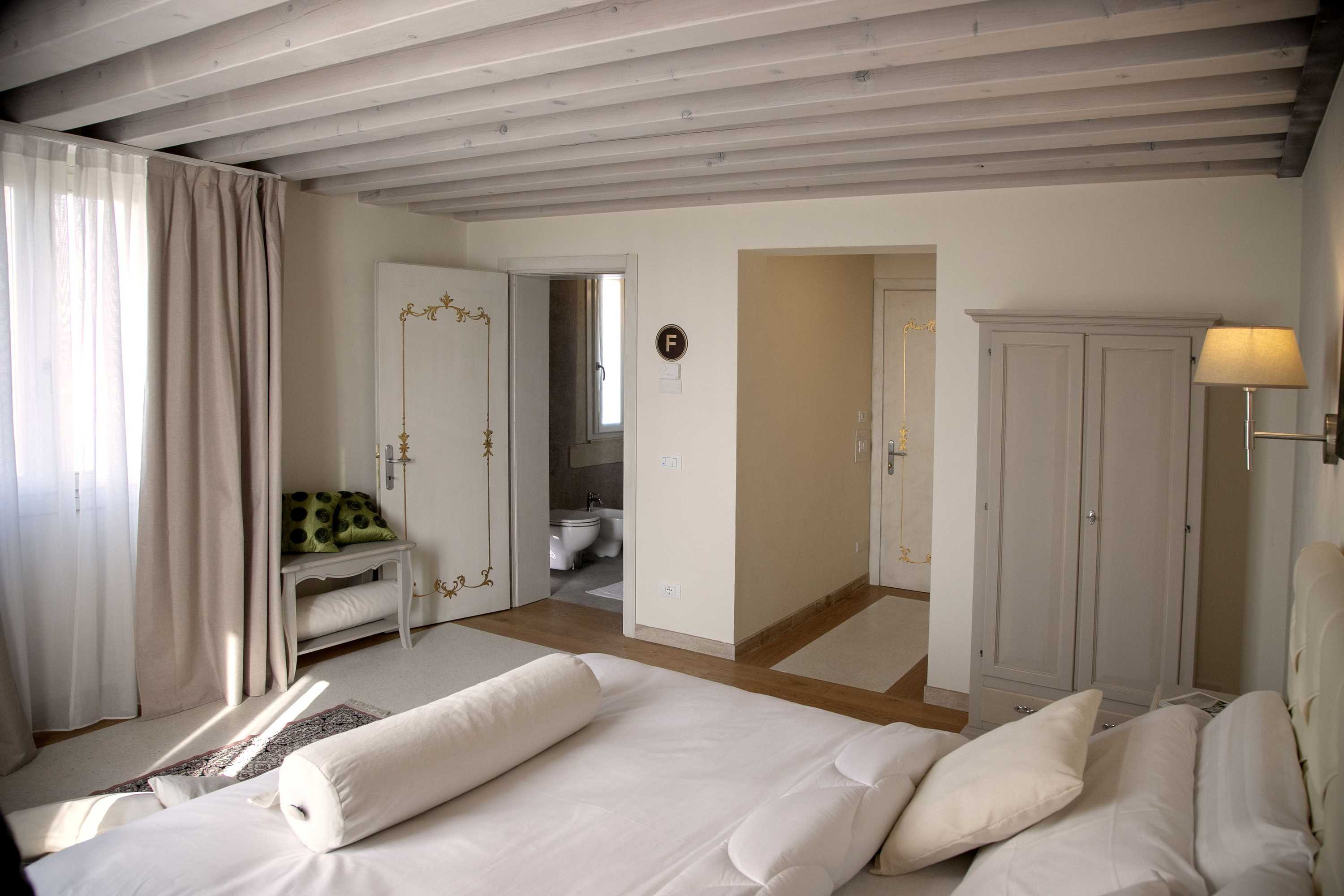 Gift card for Villa Cornaro Tourist Suites Gift card for Villa Cornaro Tourist Suites
