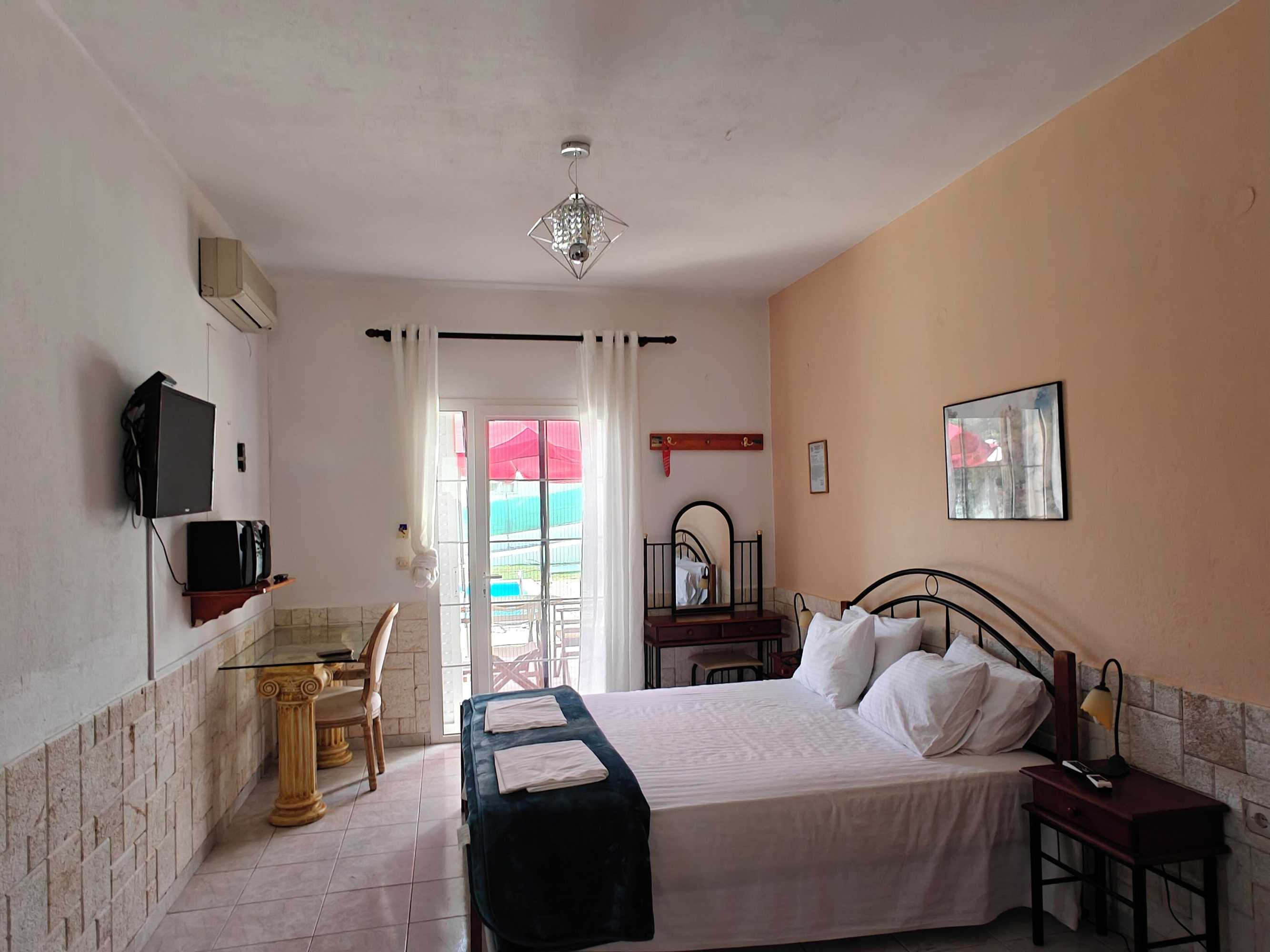 Gift card for Villa Askamnia And Suites Gift card for Villa Askamnia And Suites