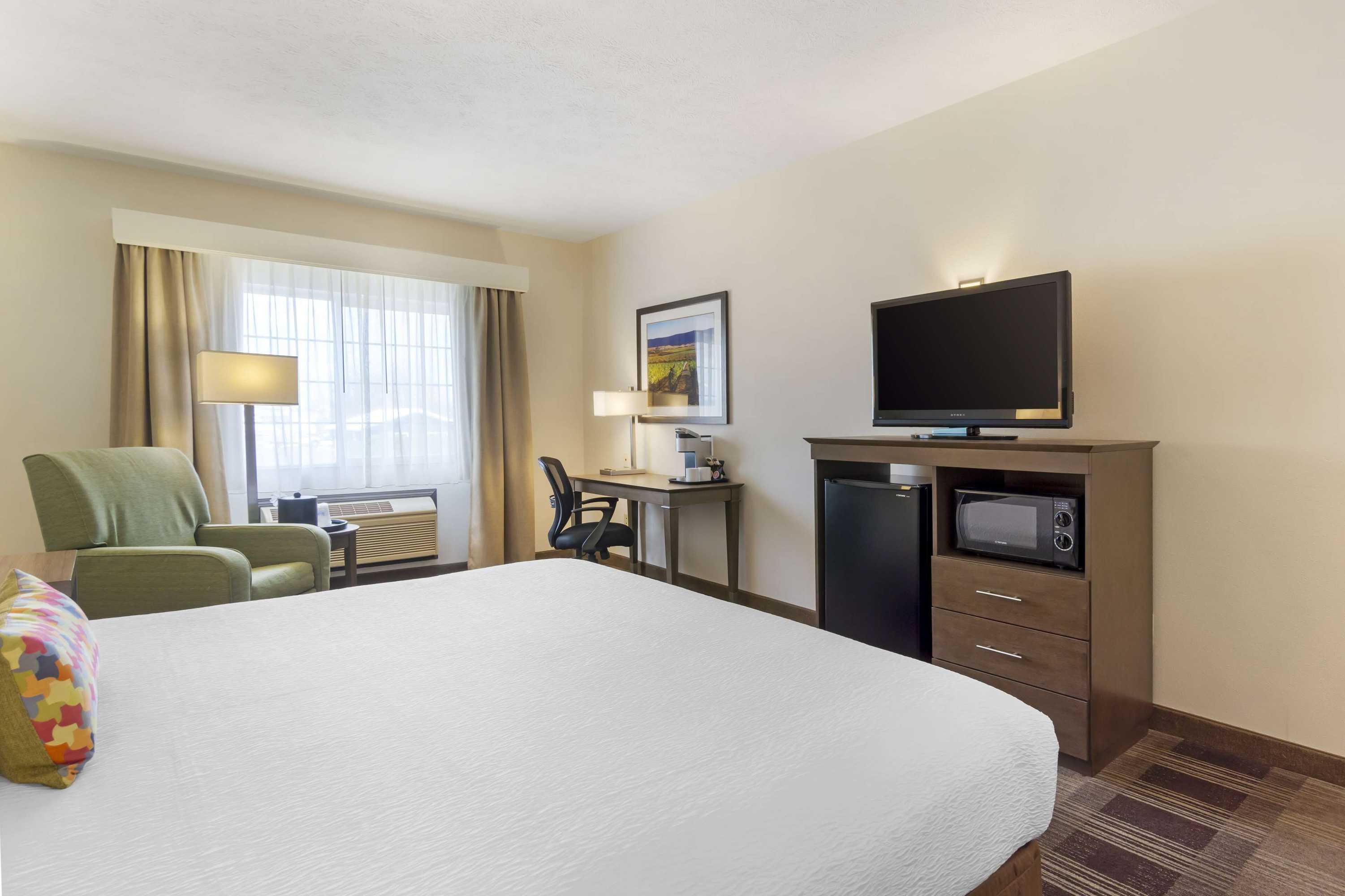 Gift card for Best Western Plus The Inn at Horse Heaven Gift card for Best Western Plus The Inn at Horse Heaven