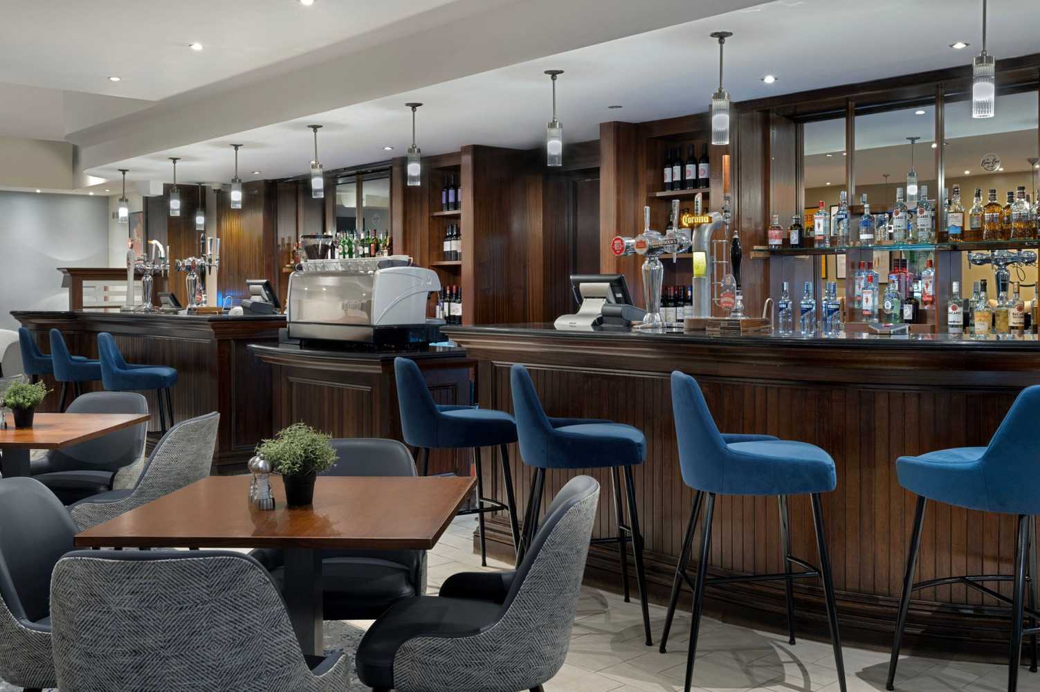Gift card for Delta Hotels by Marriott Heathrow Windsor Gift card for Delta Hotels by Marriott Heathrow Windsor