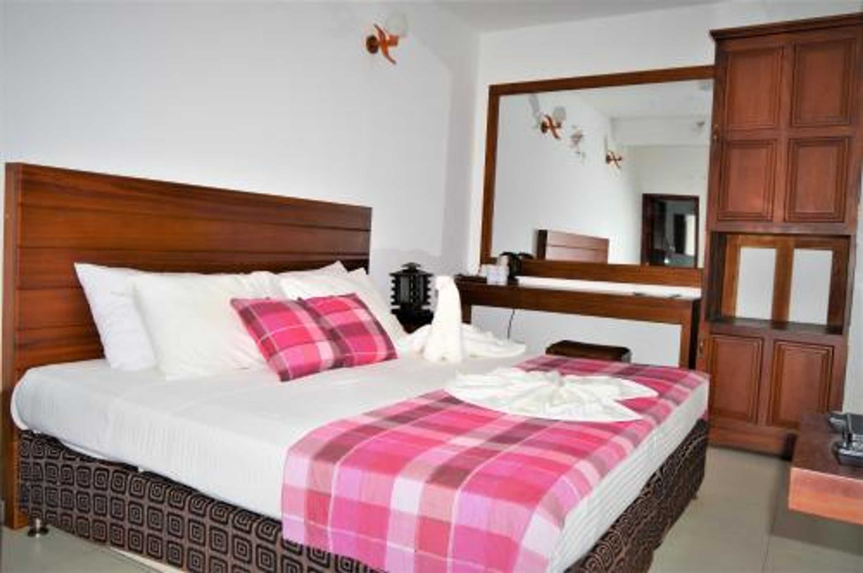 Gift card for Hotel Pinnalanda - New Deal! Half Off Airport Pickups Available Gift card for Hotel Pinnalanda - New Deal! Half Off Airport Pickups Available