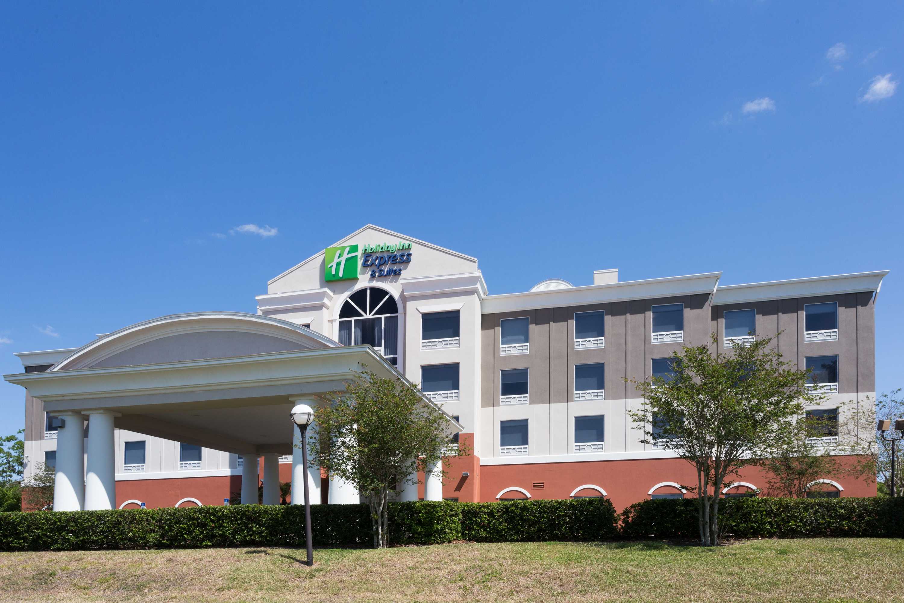 Gift card for Holiday Inn Express Hotel & Suites Tampa-Fairgrounds-Casino by Ihg Gift card for Holiday Inn Express Hotel & Suites Tampa-Fairgrounds-Casino by Ihg