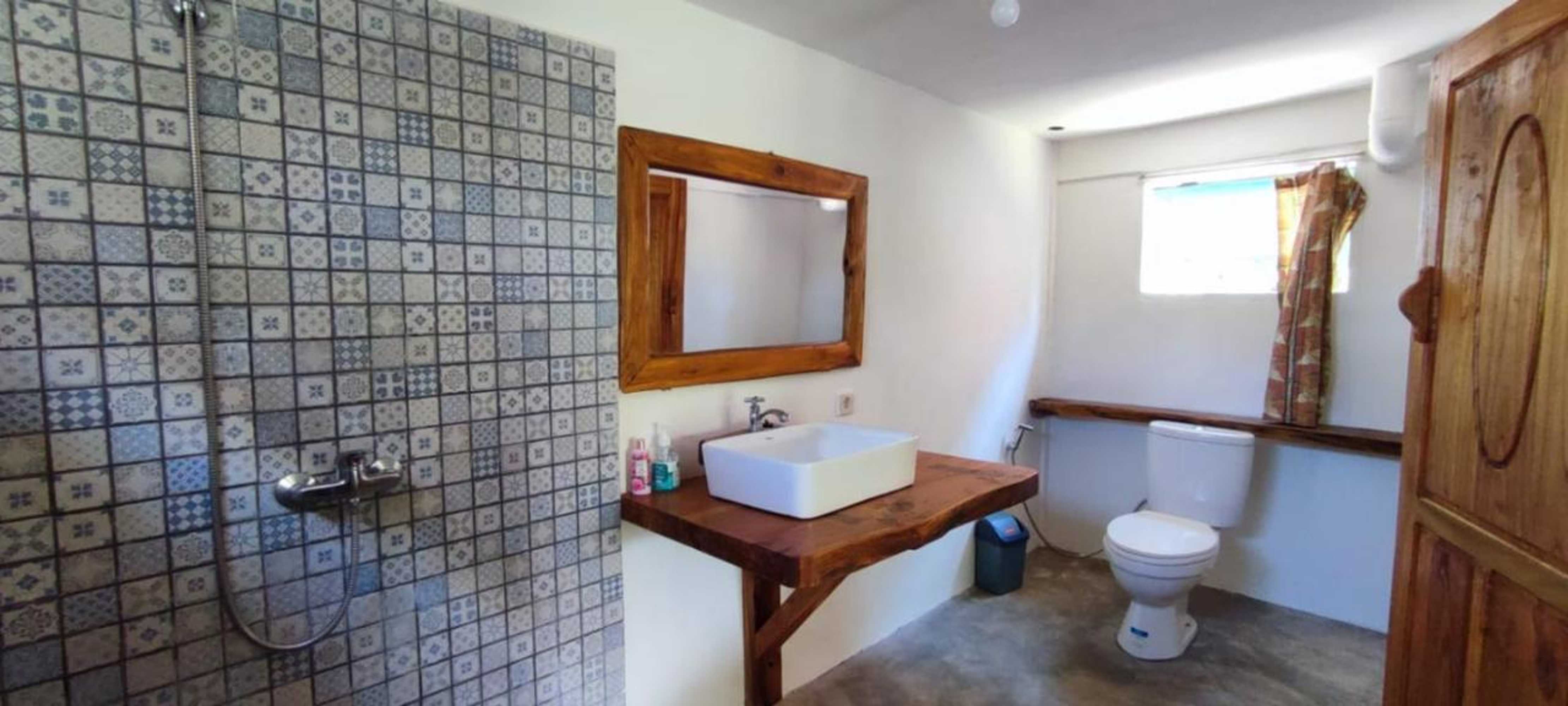 Gift card for Hakiki Inn Bungalows