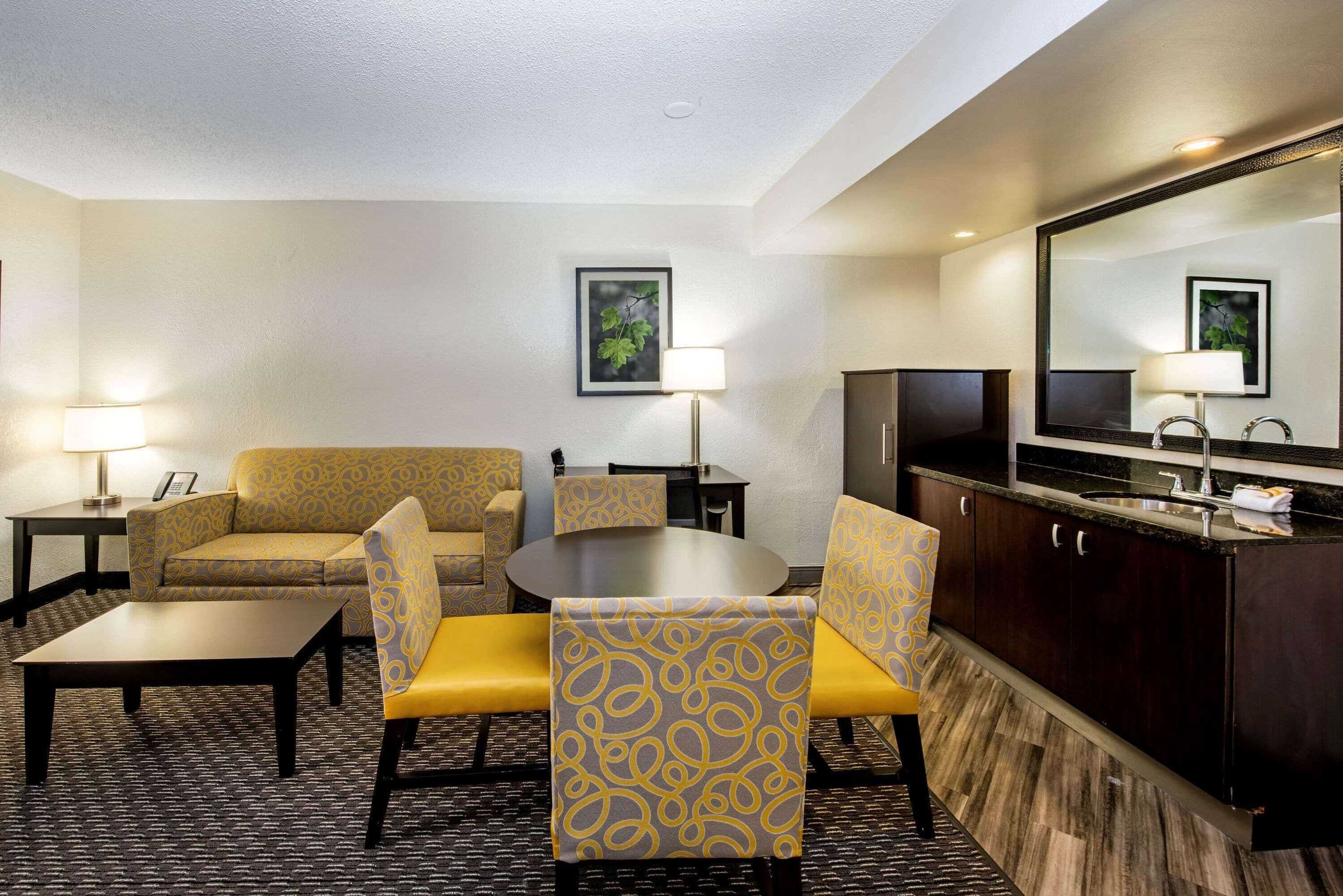 Gift card for La Quinta Inn & Suites by Wyndham Fort Lauderdale Tamarac Gift card for La Quinta Inn & Suites by Wyndham Fort Lauderdale Tamarac