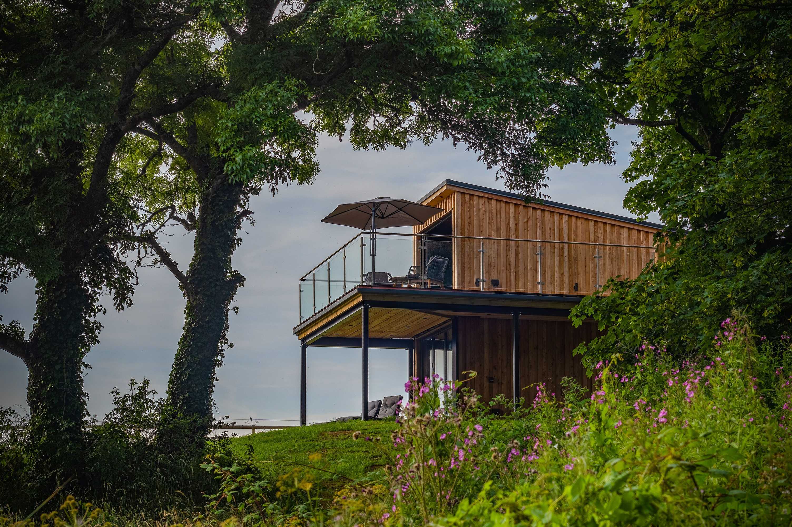Gift card for Tawny Lodge - 1 Bedroom - Blossom Farm Gift card for Tawny Lodge - 1 Bedroom - Blossom Farm