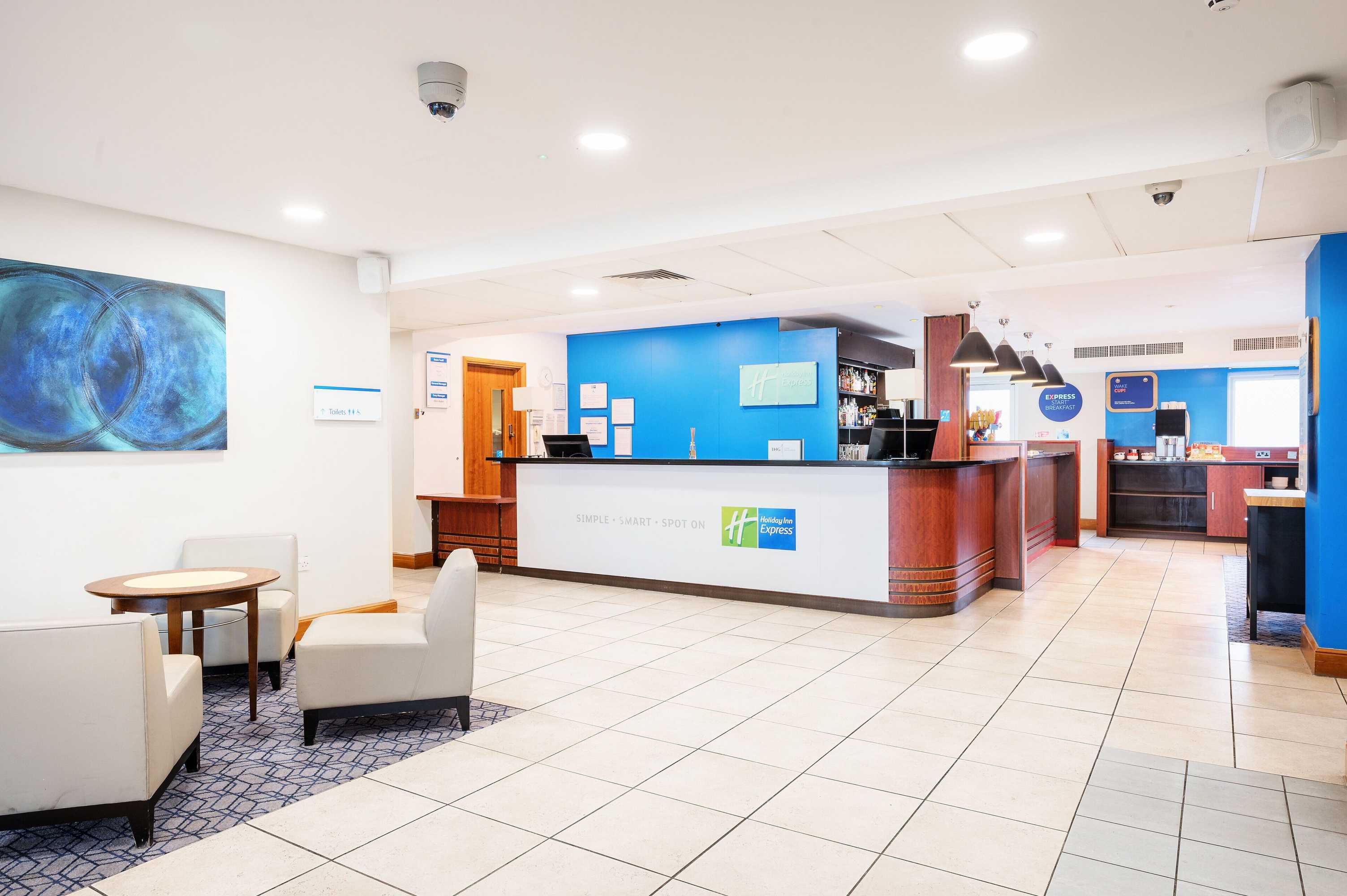 Gift card for Holiday Inn Express Shrewsbury by Ihg Gift card for Holiday Inn Express Shrewsbury by Ihg