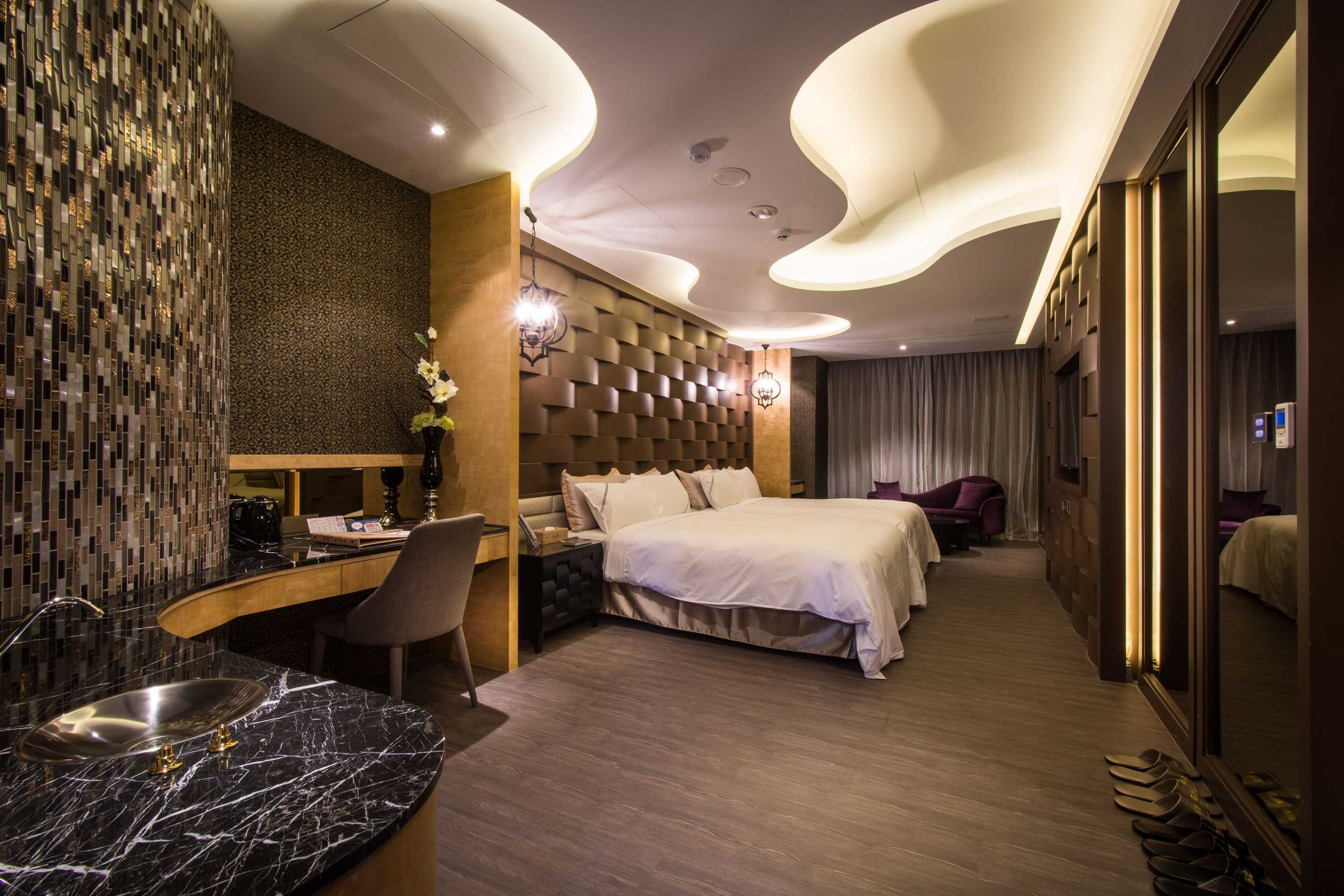 Gift card for Uher Luxury Resort & Hotel Gift card for Uher Luxury Resort & Hotel