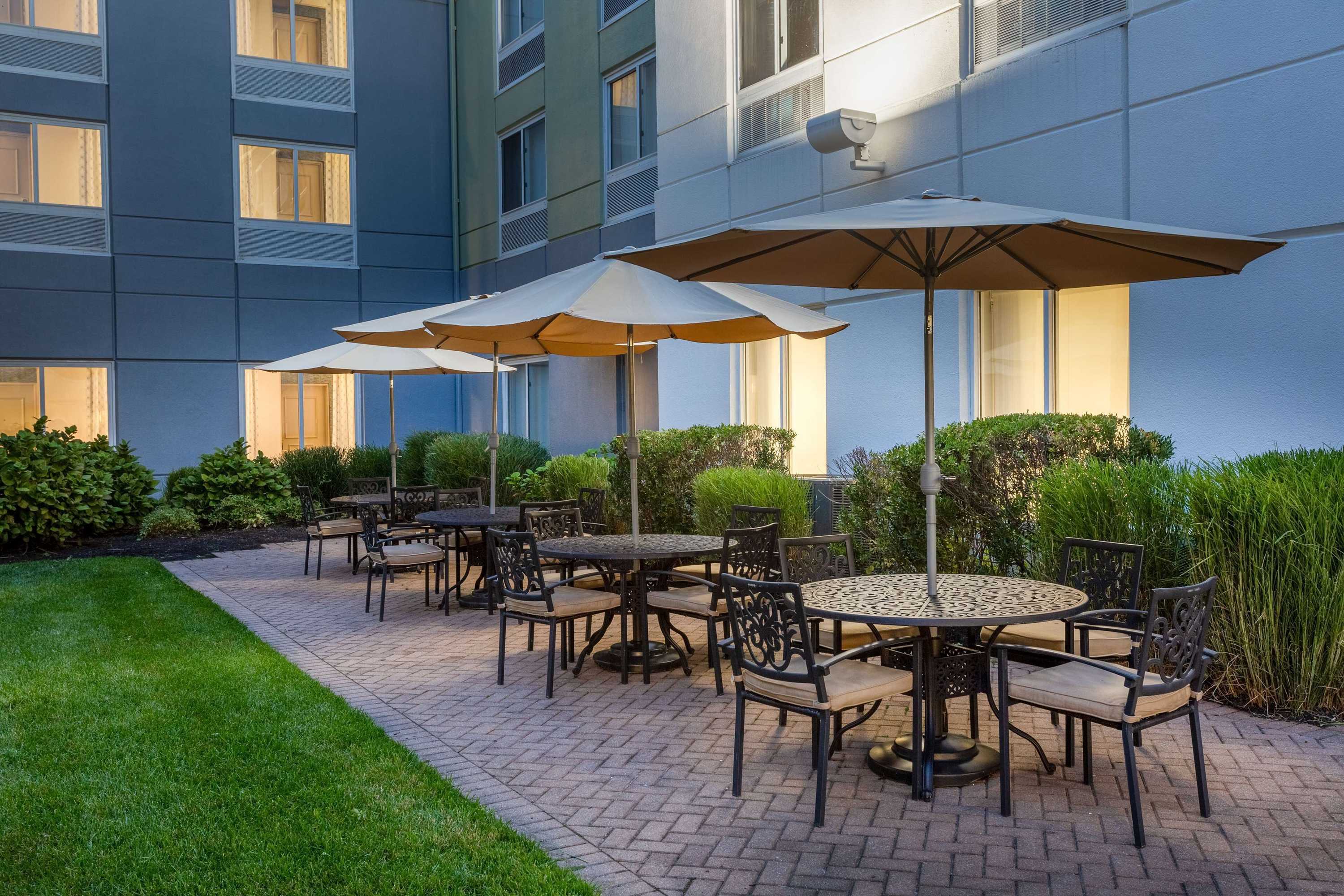 Gift card for Hilton Garden Inn Islip/macarthur Airport Gift card for Hilton Garden Inn Islip/macarthur Airport
