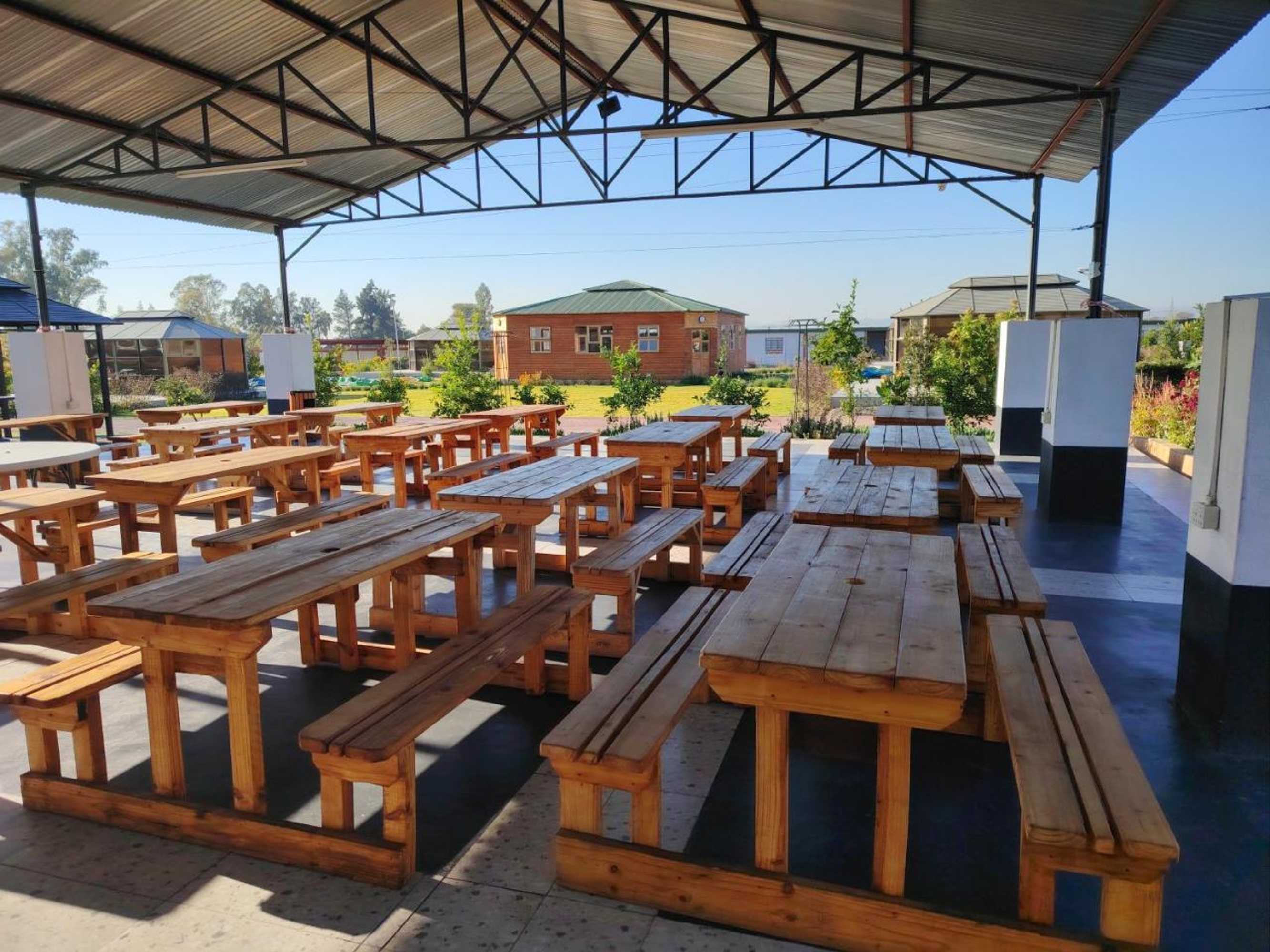 Gift card for 4th Avenue Themepark & Lodge