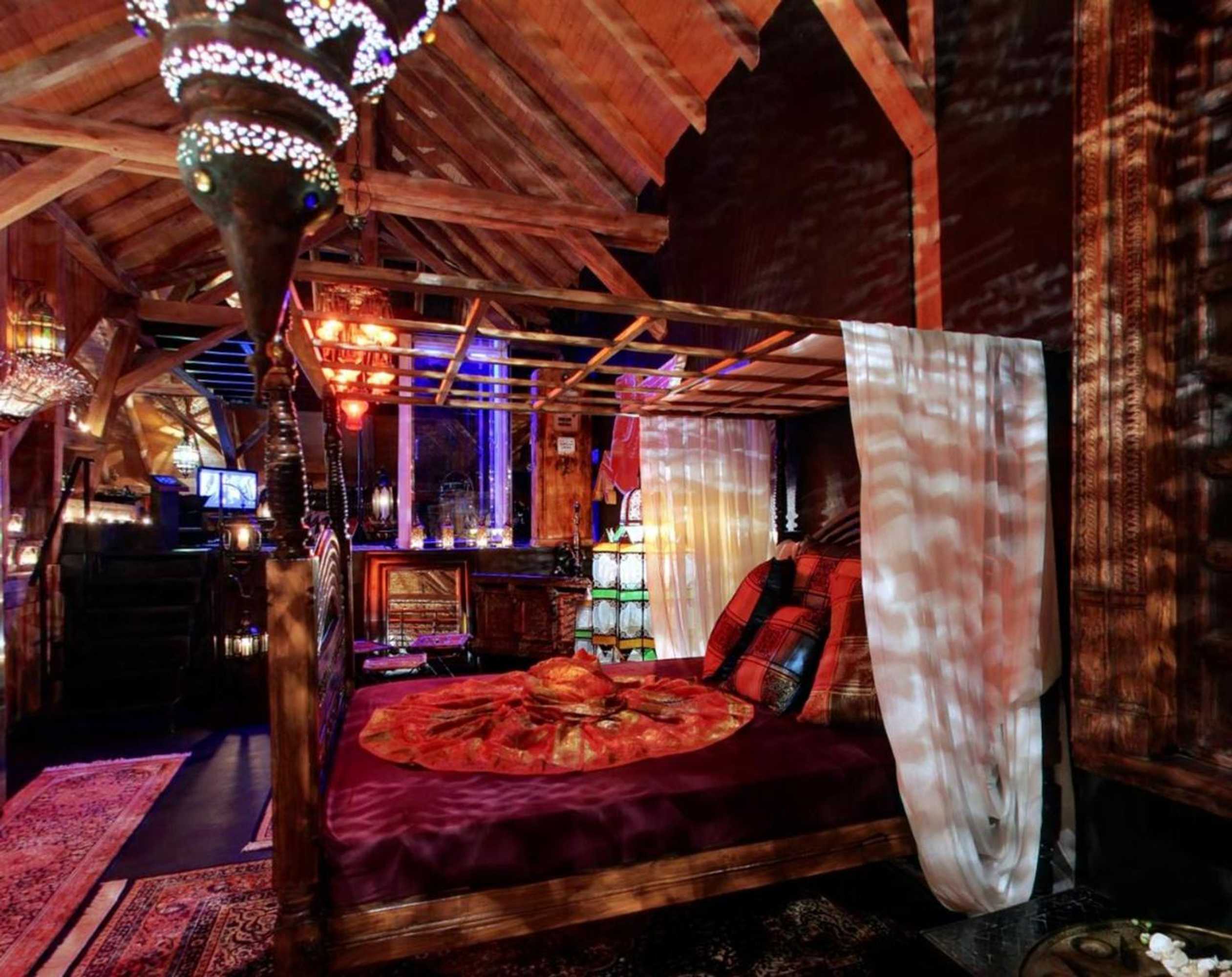 Gift card for Love And Romance Bijou Hotel