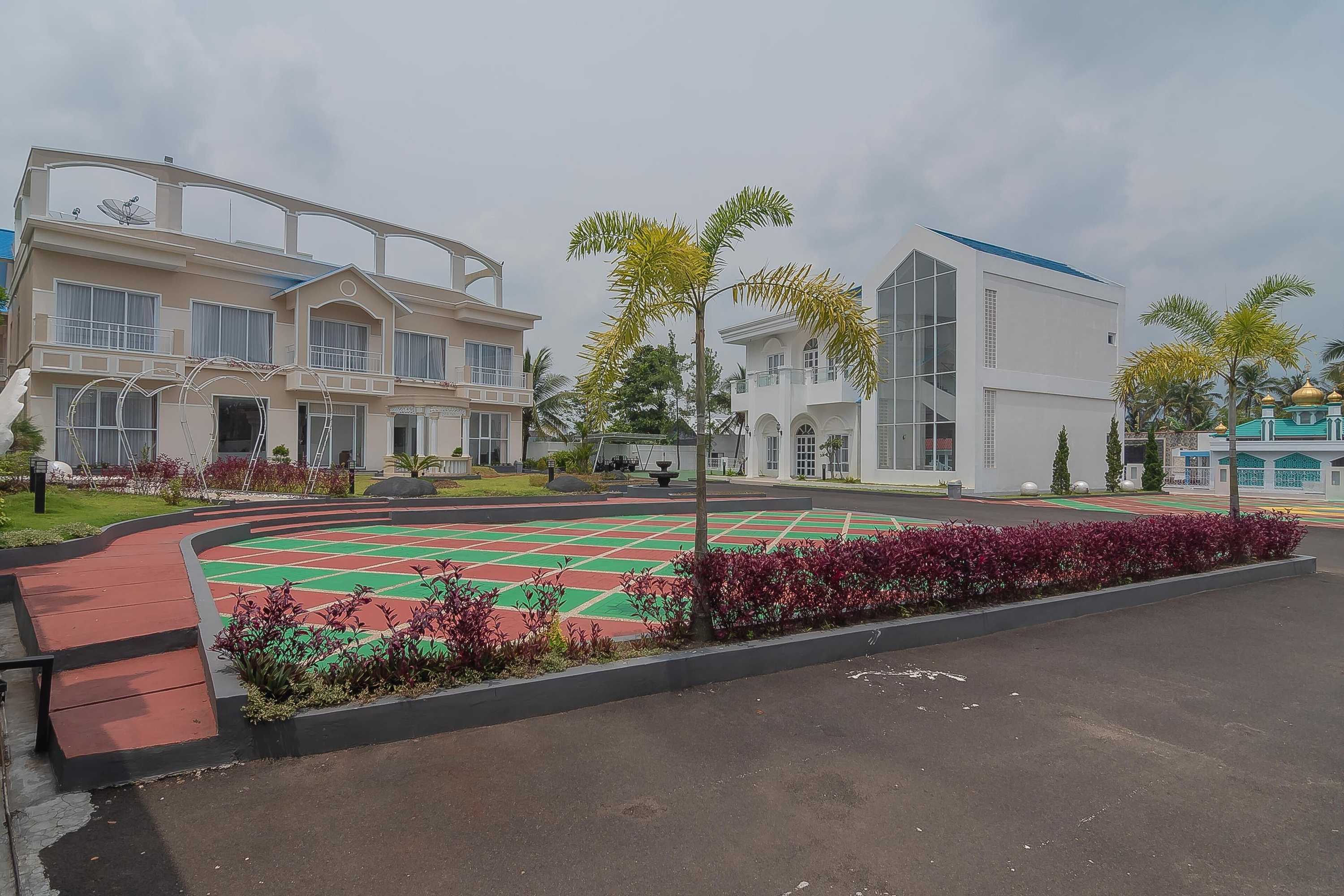 Gift card for Reddoorz Syariah @ Villa Grand Mutiara Tasikmalaya Gift card for Reddoorz Syariah @ Villa Grand Mutiara Tasikmalaya