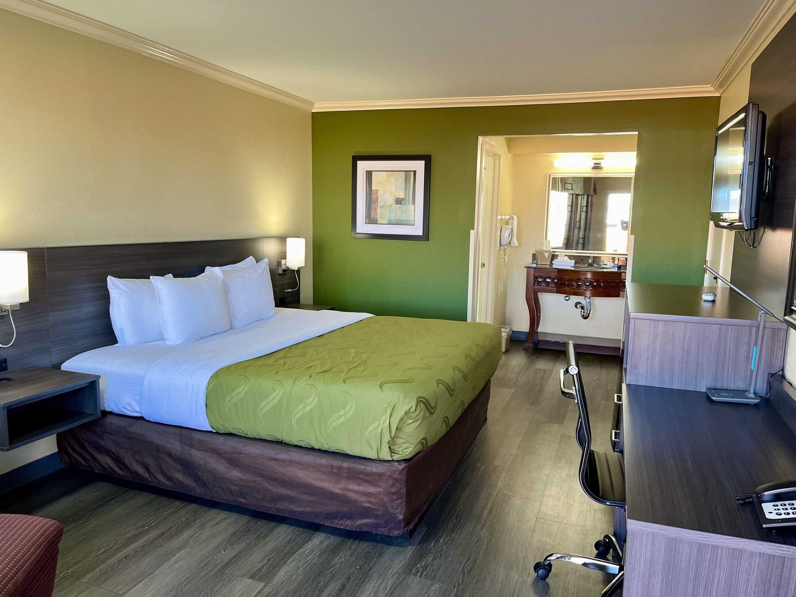 Gift card for Quality Inn Klamath Falls - Crater Lake Gateway Gift card for Quality Inn Klamath Falls - Crater Lake Gateway