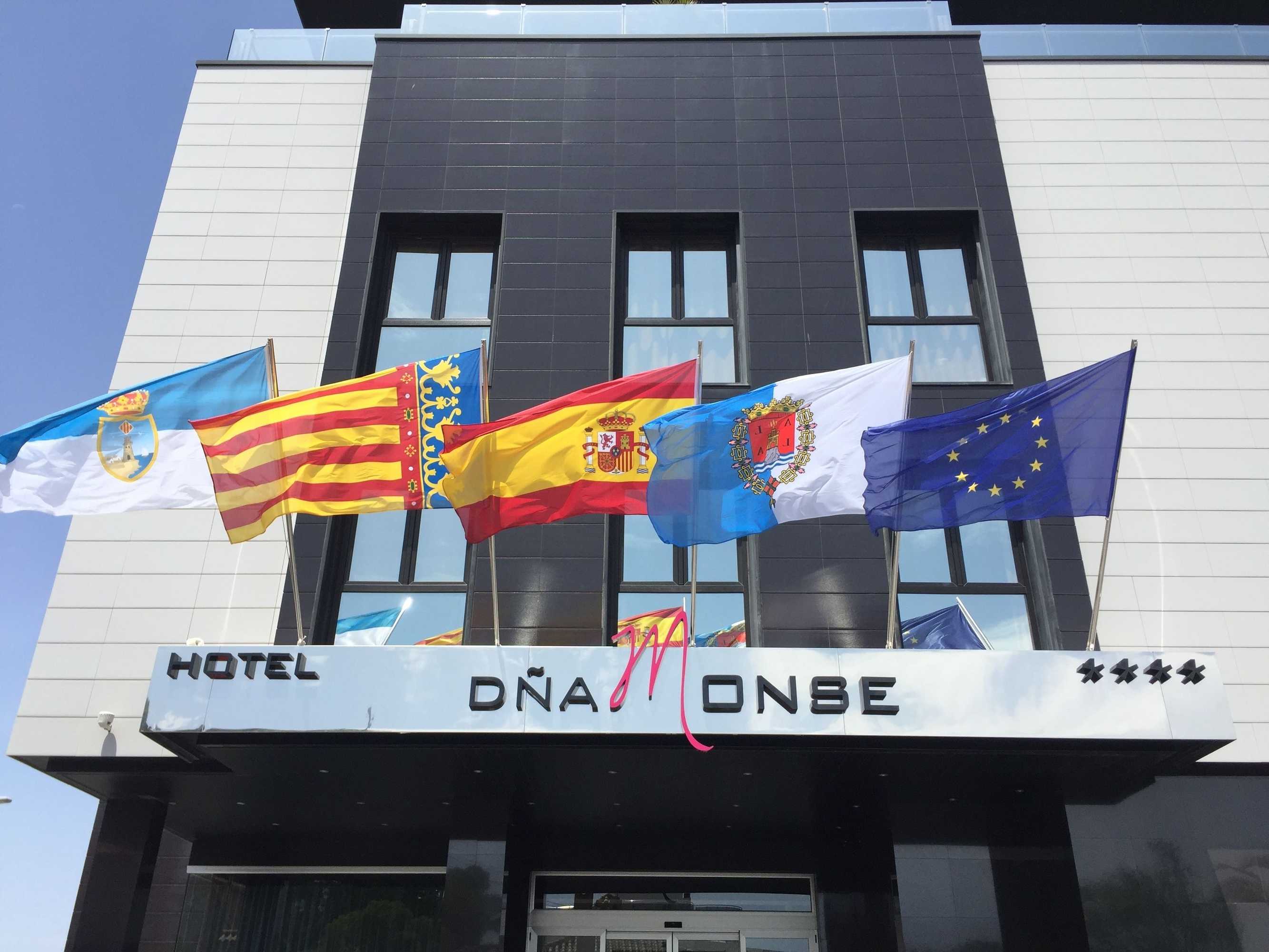 Gift card for Dña Monse Hotel Spa & Golf Gift card for Dña Monse Hotel Spa & Golf
