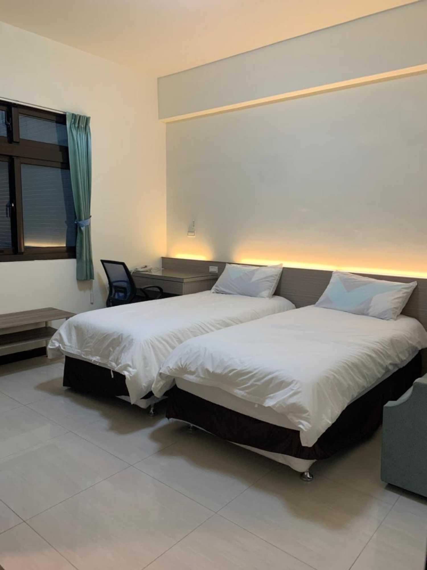 Gift card for Emerald Diamond Building 2