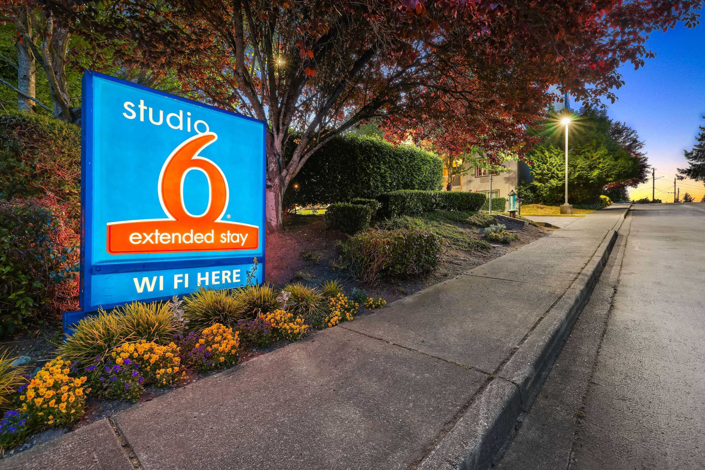 Gift card for Studio 6 Mountlake Terrace, WA - Seattle