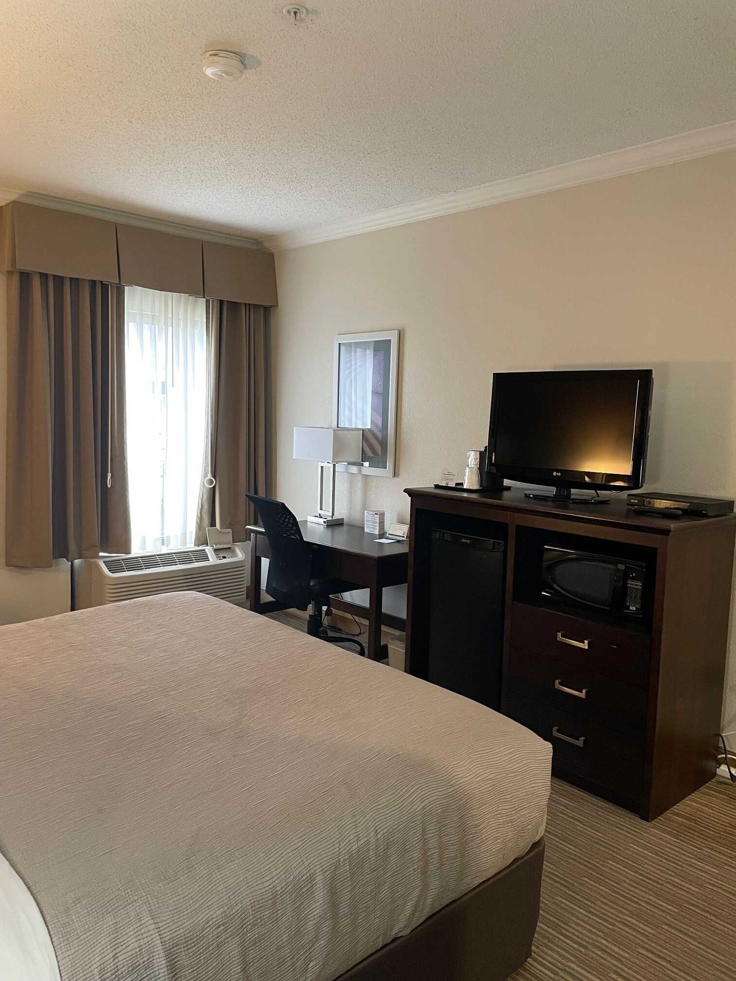 Gift card for Quality Inn & Suites Seabrook- Nasa- Kemah Gift card for Quality Inn & Suites Seabrook- Nasa- Kemah
