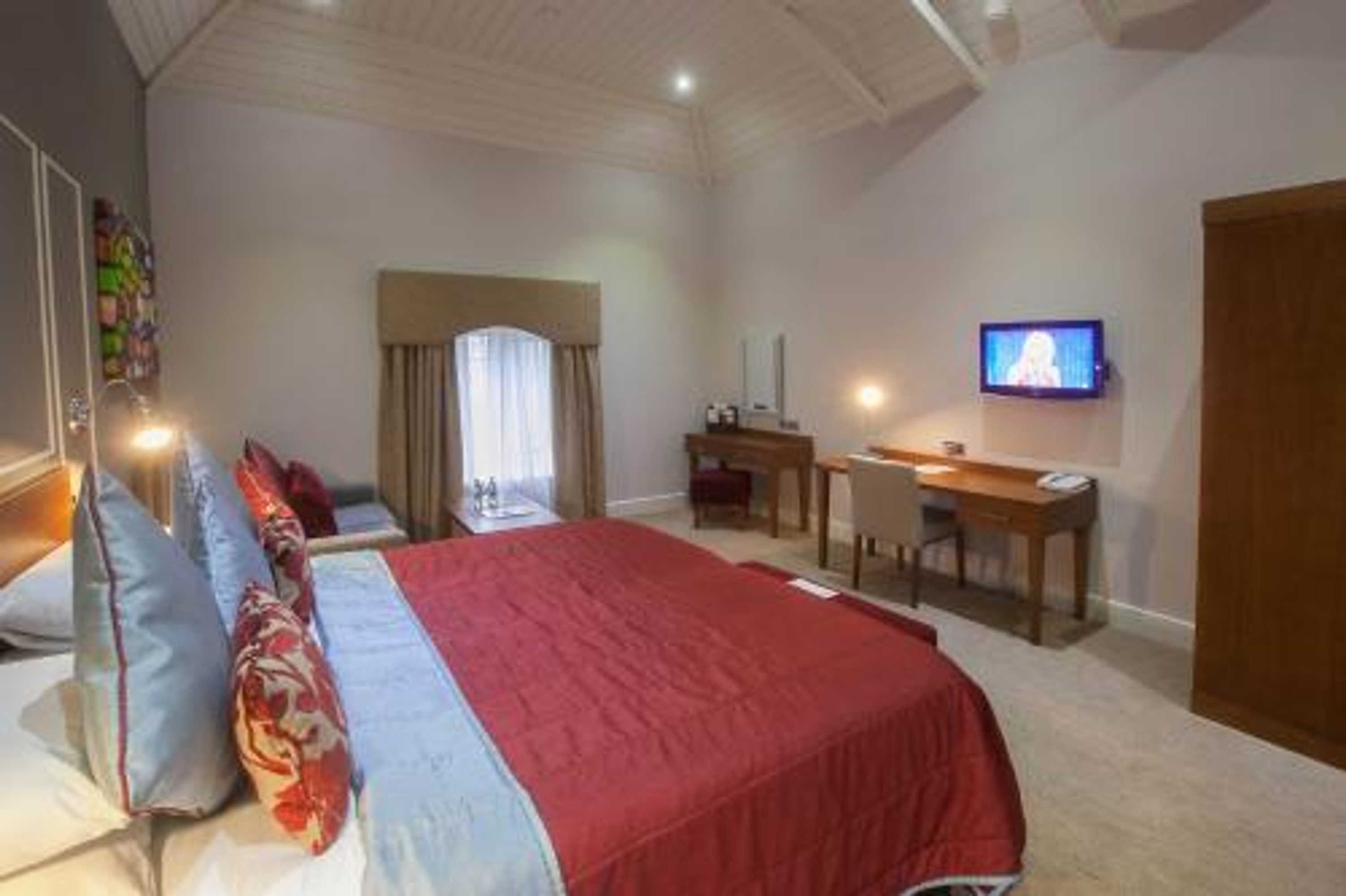 Gift card for London Chigwell Prince Regent Hotel, BW Signature Collection Gift card for London Chigwell Prince Regent Hotel, BW Signature Collection