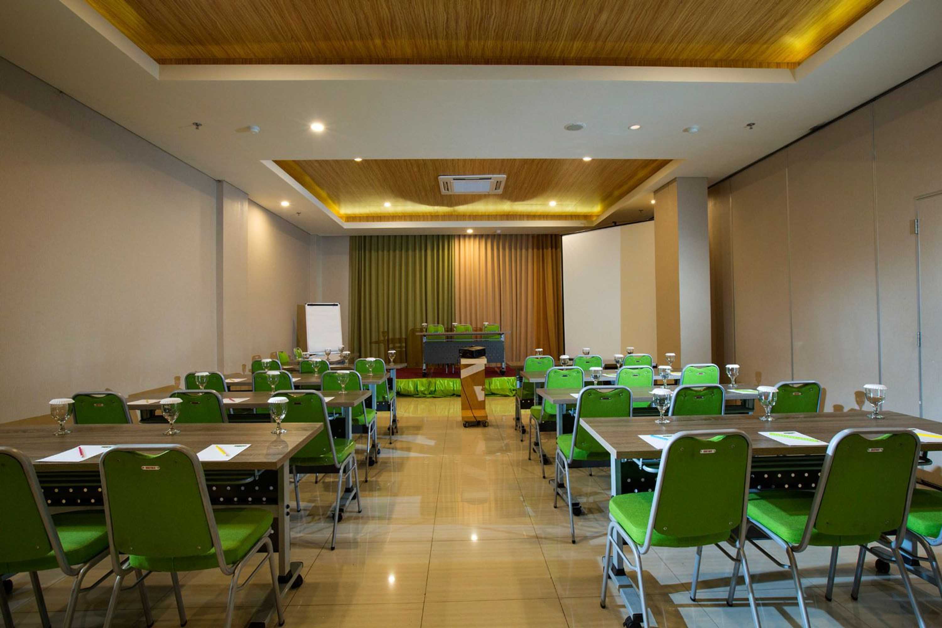 Gift card for Ascent Hotel & Cafe Malang Gift card for Ascent Hotel & Cafe Malang