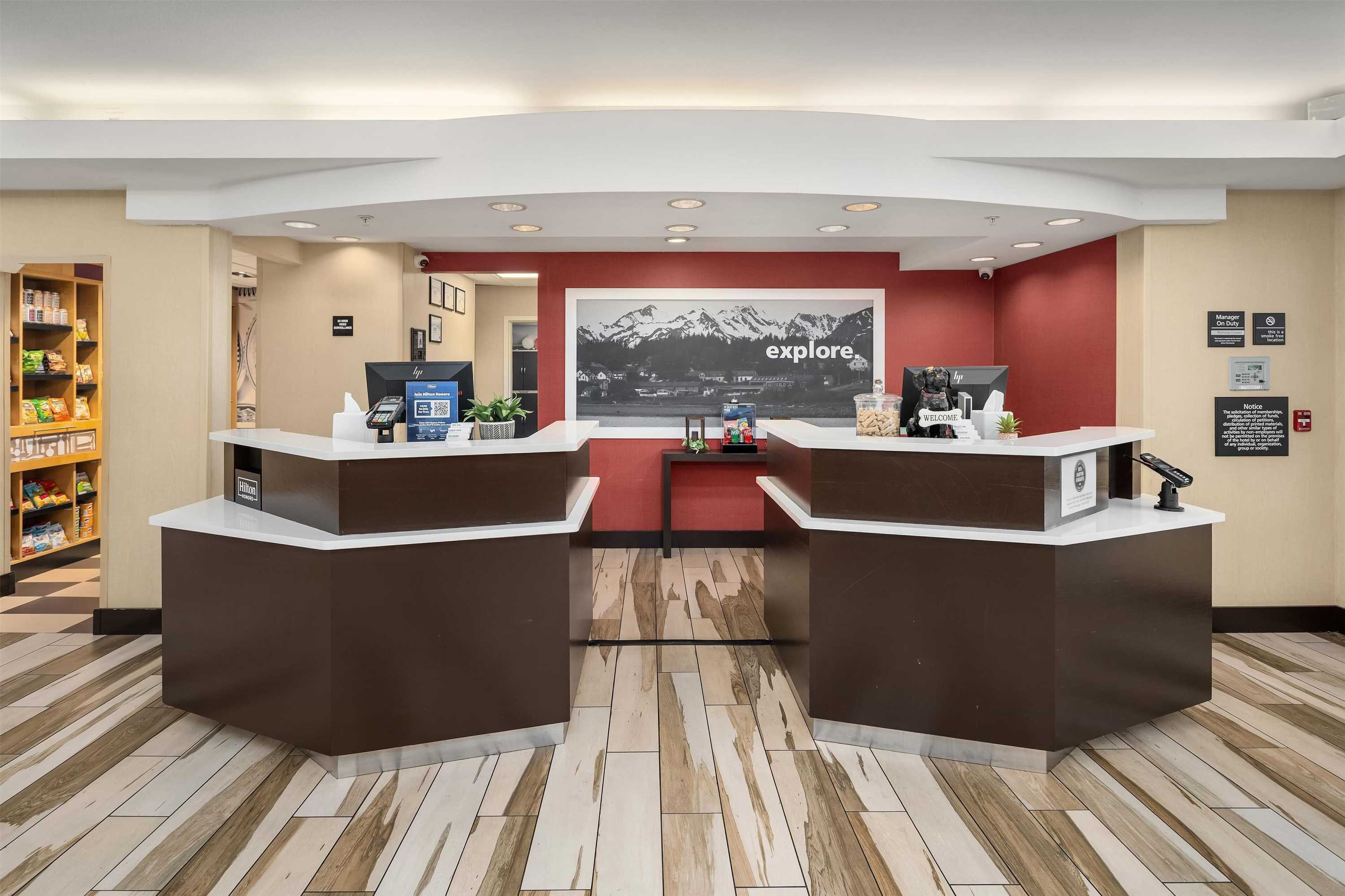 Gift card for Hampton Inn & Suites Seattle-North/lynnwood Gift card for Hampton Inn & Suites Seattle-North/lynnwood