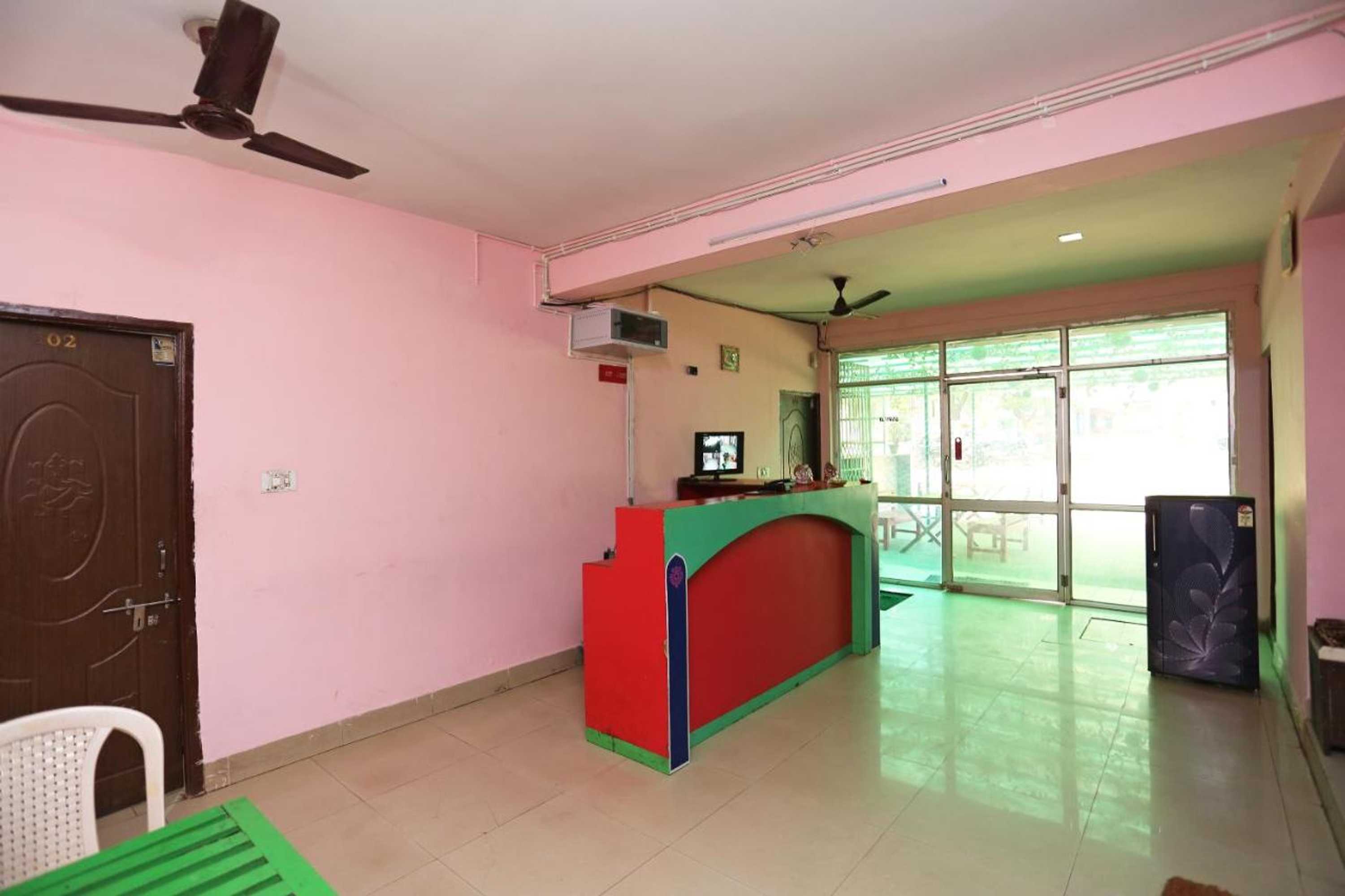 Gift card for Oyo 13624 Kapoors Plaza Guest House
