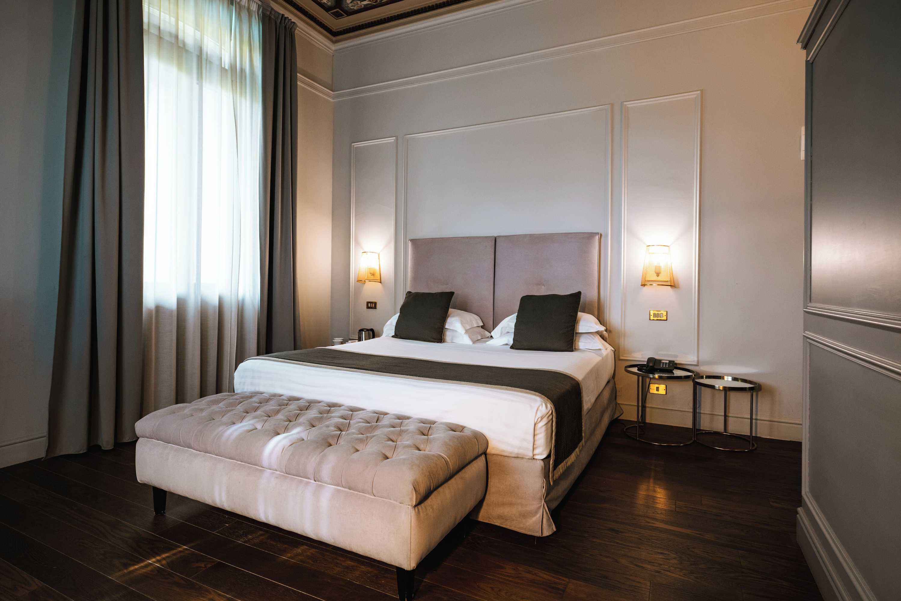 Gift card for Hotel De la Ville Gift card for Hotel De la Ville