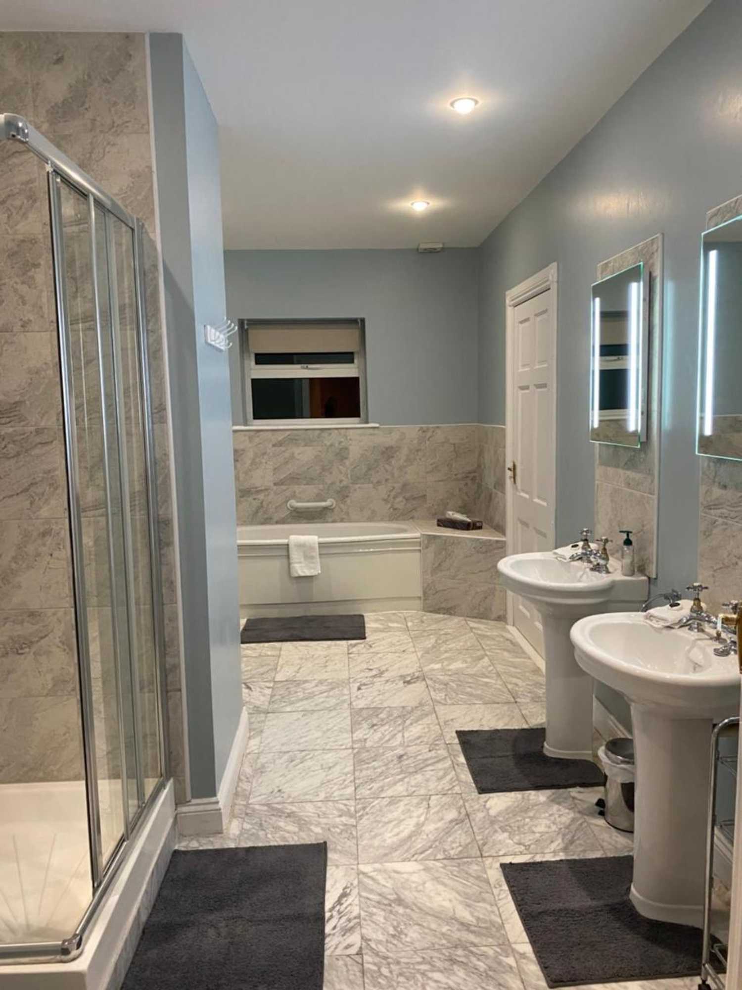 Gift card for Rossmanagher House