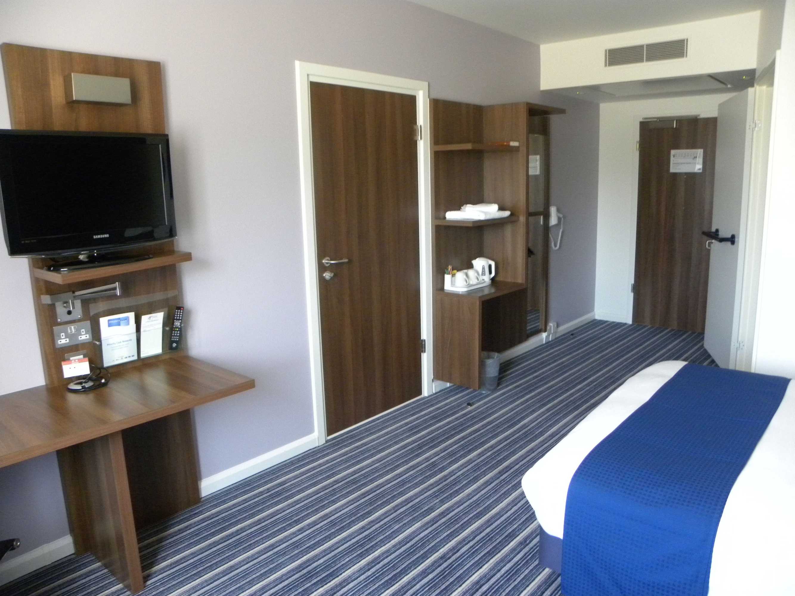 Gift card for Holiday Inn Express Colchester by Ihg Gift card for Holiday Inn Express Colchester by Ihg