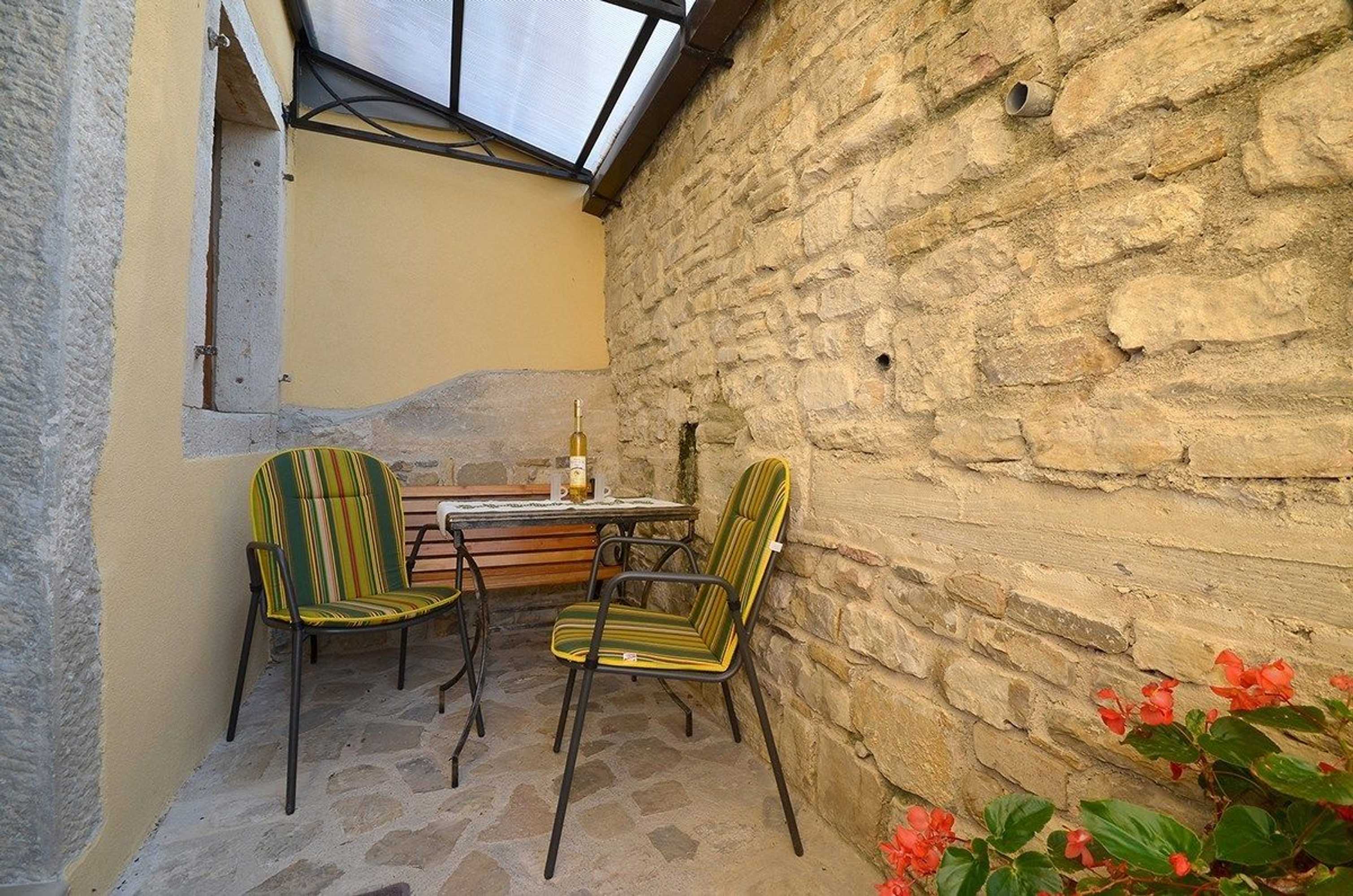 Gift card for Bella Vista Apartments