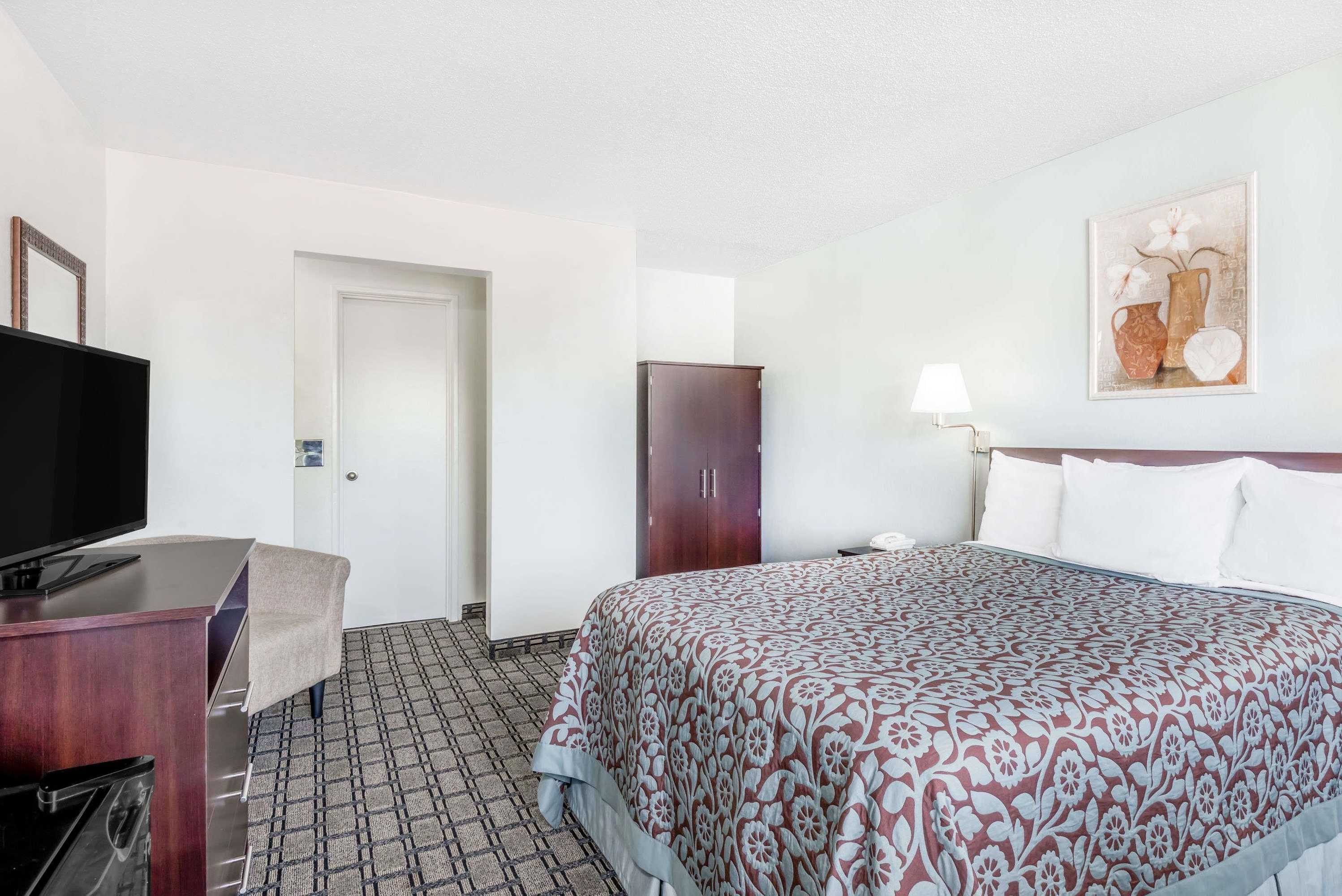 Gift card for Days Inn by Wyndham St Clairsville Gift card for Days Inn by Wyndham St Clairsville