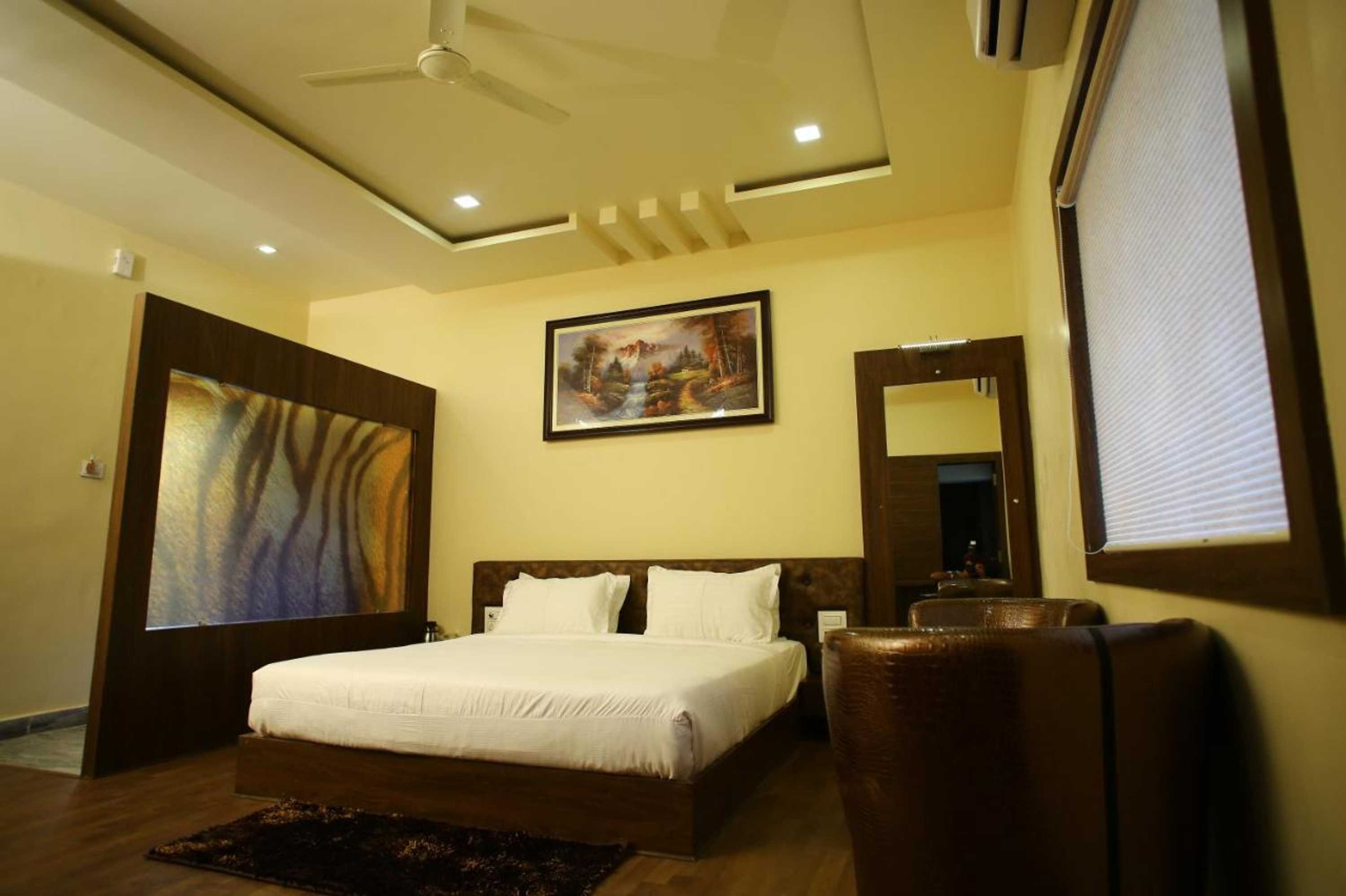 Gift card for Hotel Saroj Sagar Gift card for Hotel Saroj Sagar