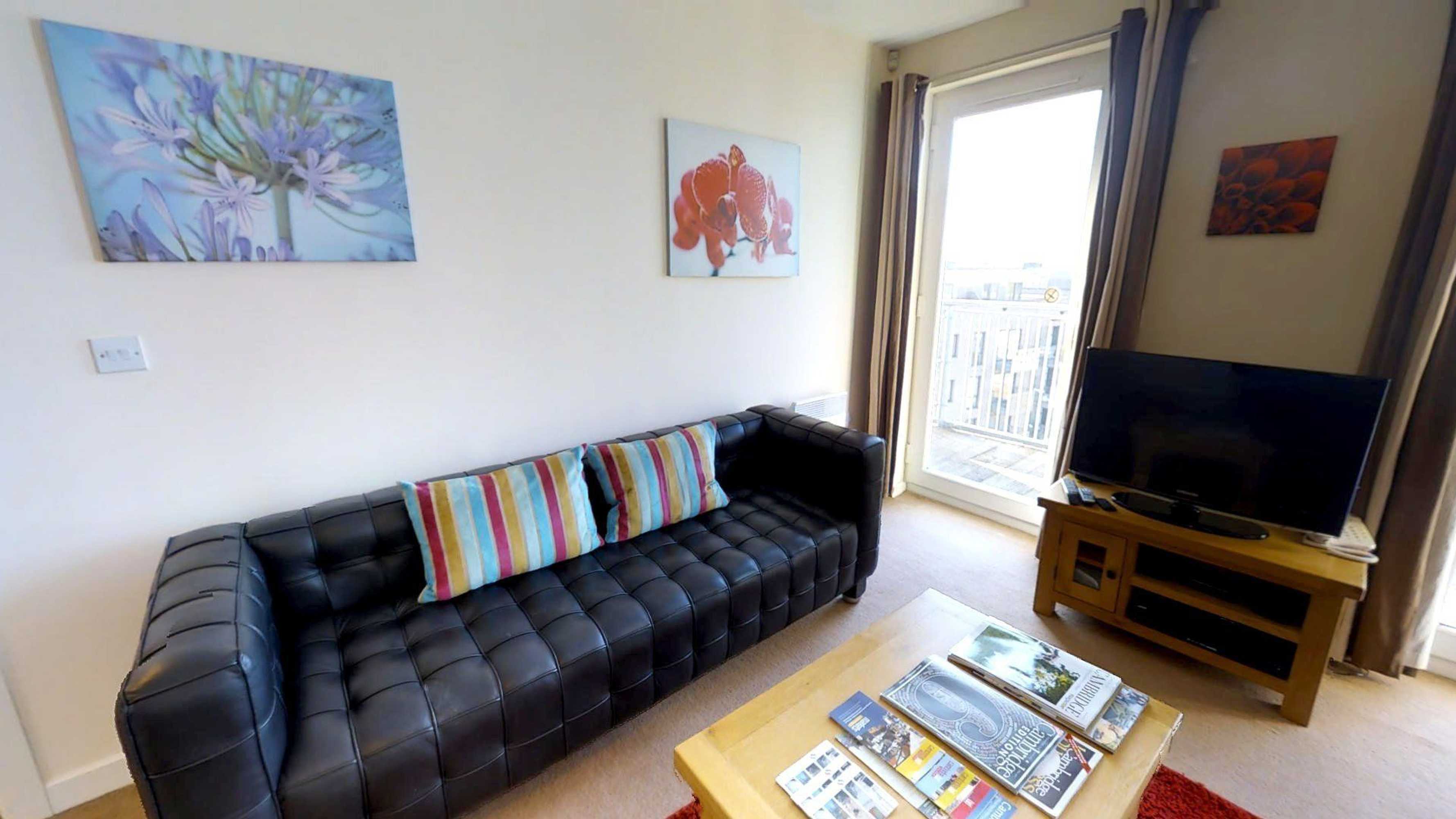 Gift card for Signet Apartments - The Triangle