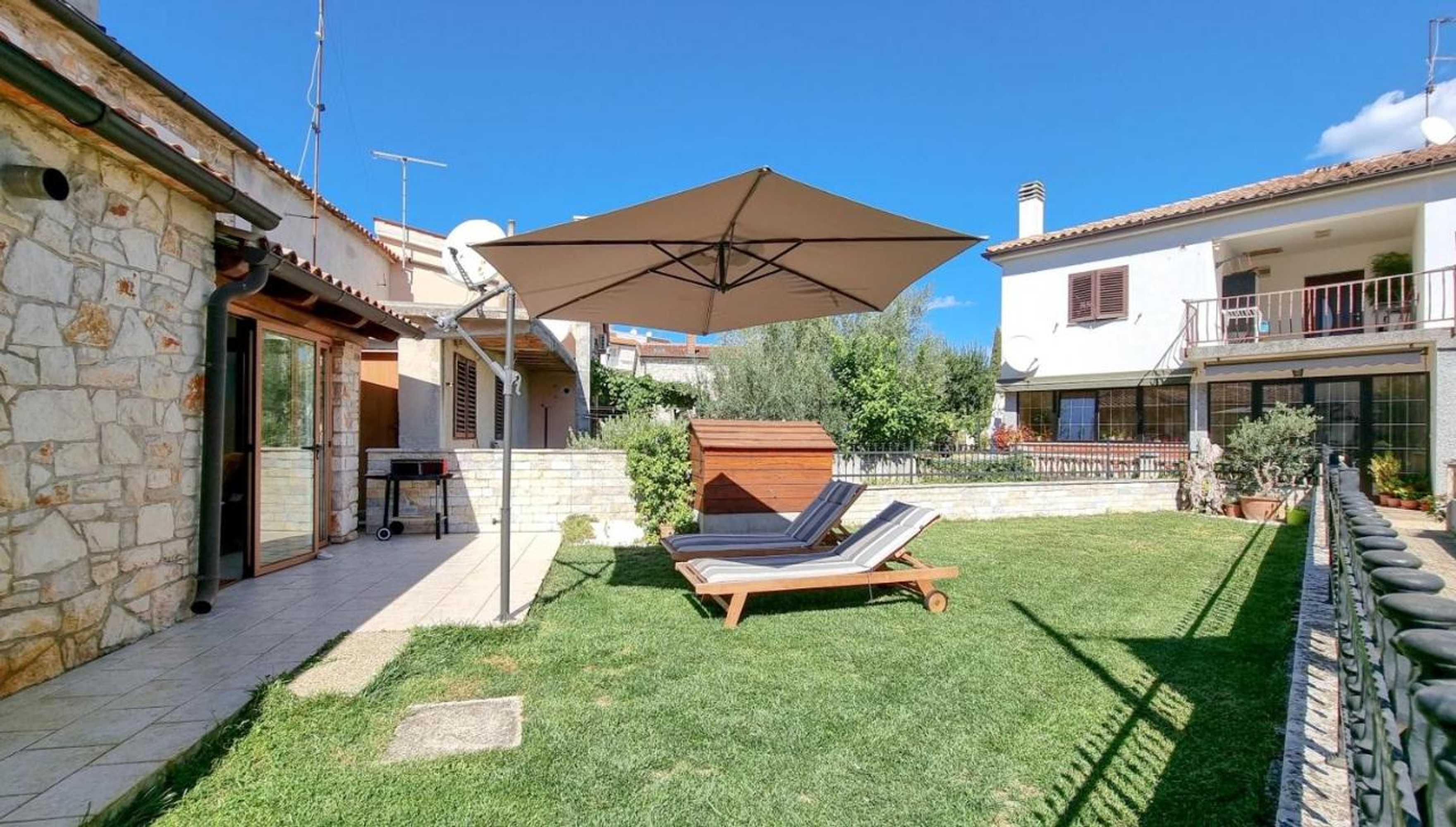 Gift card for Ariana