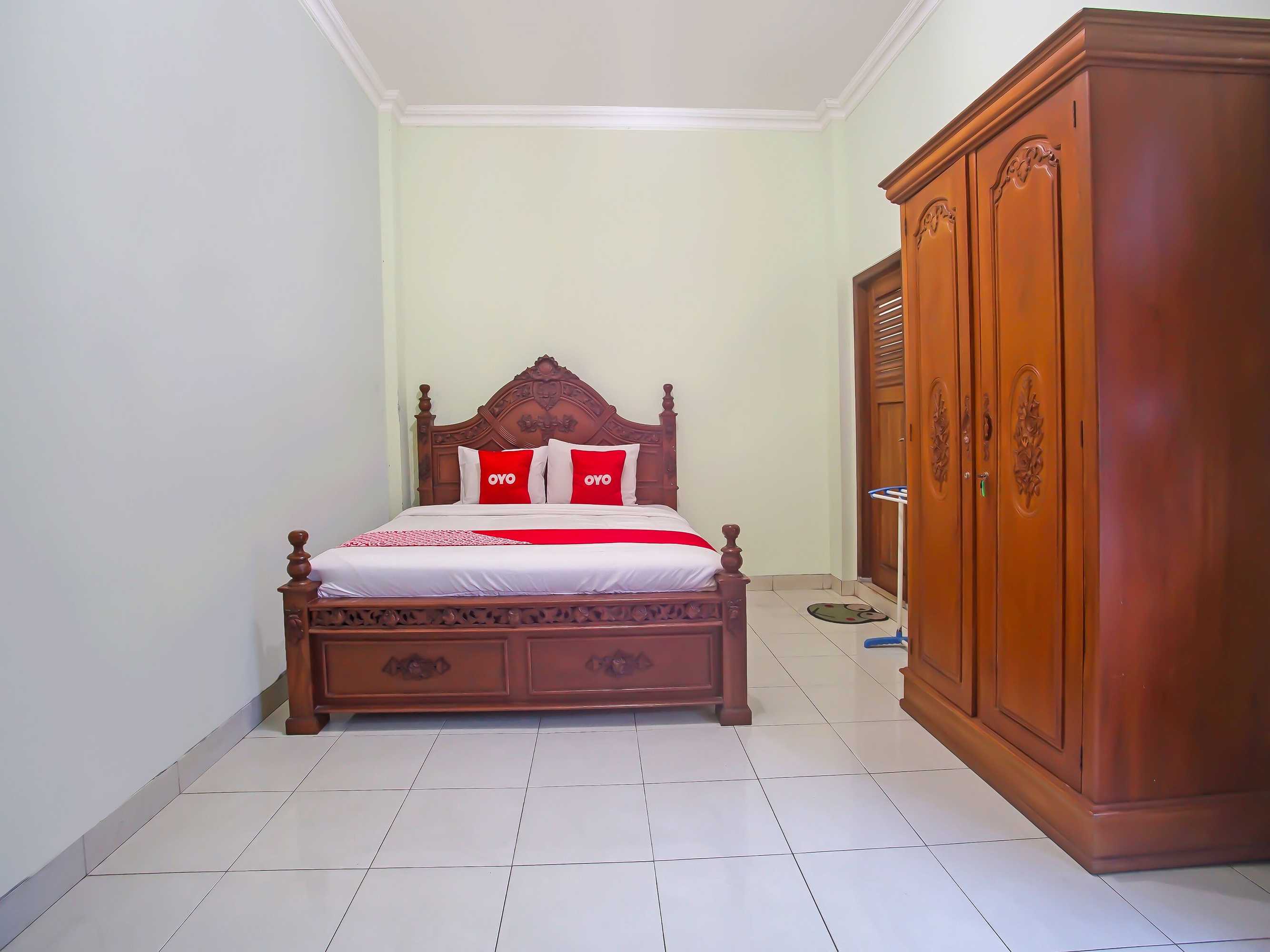 Gift card for Oyo 1804 Guest House Oema'h Opa Gift card for Oyo 1804 Guest House Oema'h Opa