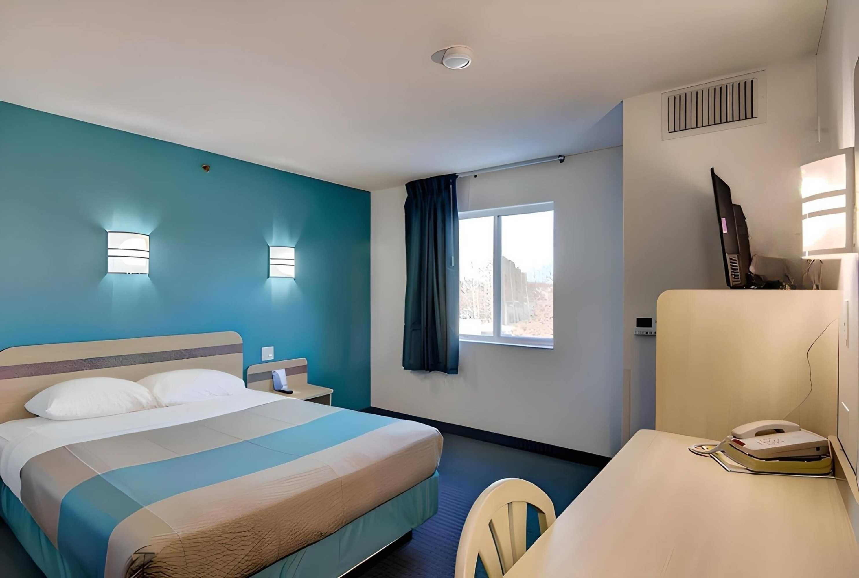 Gift card for Econo Lodge Menomonie I-94 Gift card for Econo Lodge Menomonie I-94
