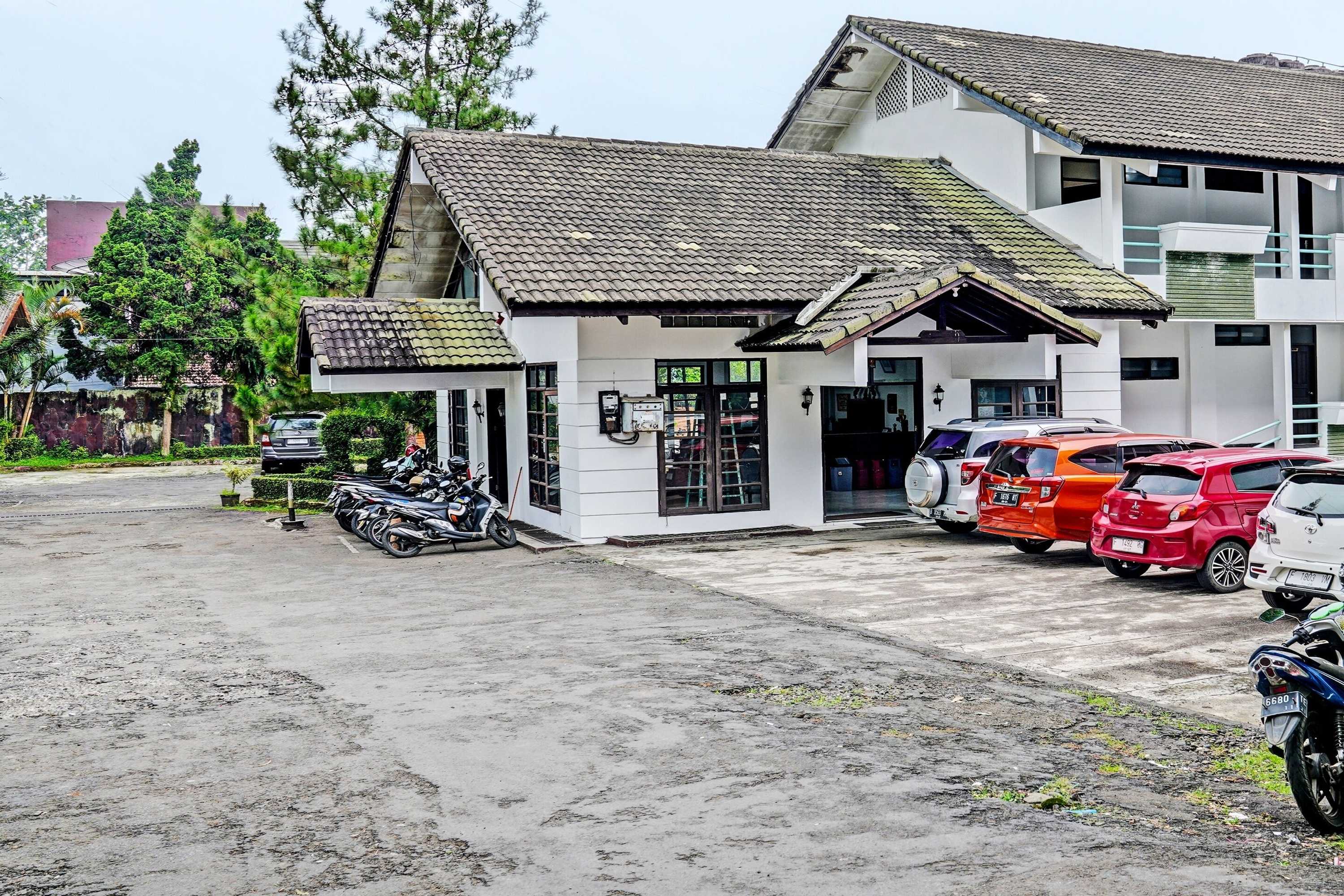 Gift card for Oyo 92324 Hotel Sinar Rejeki