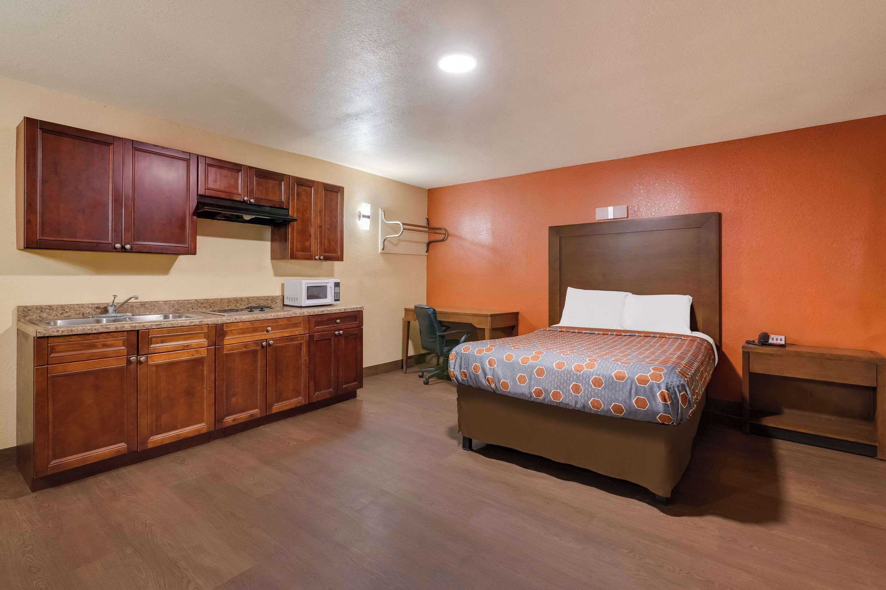 Gift card for Rodeway Inn & Suites East Gift card for Rodeway Inn & Suites East