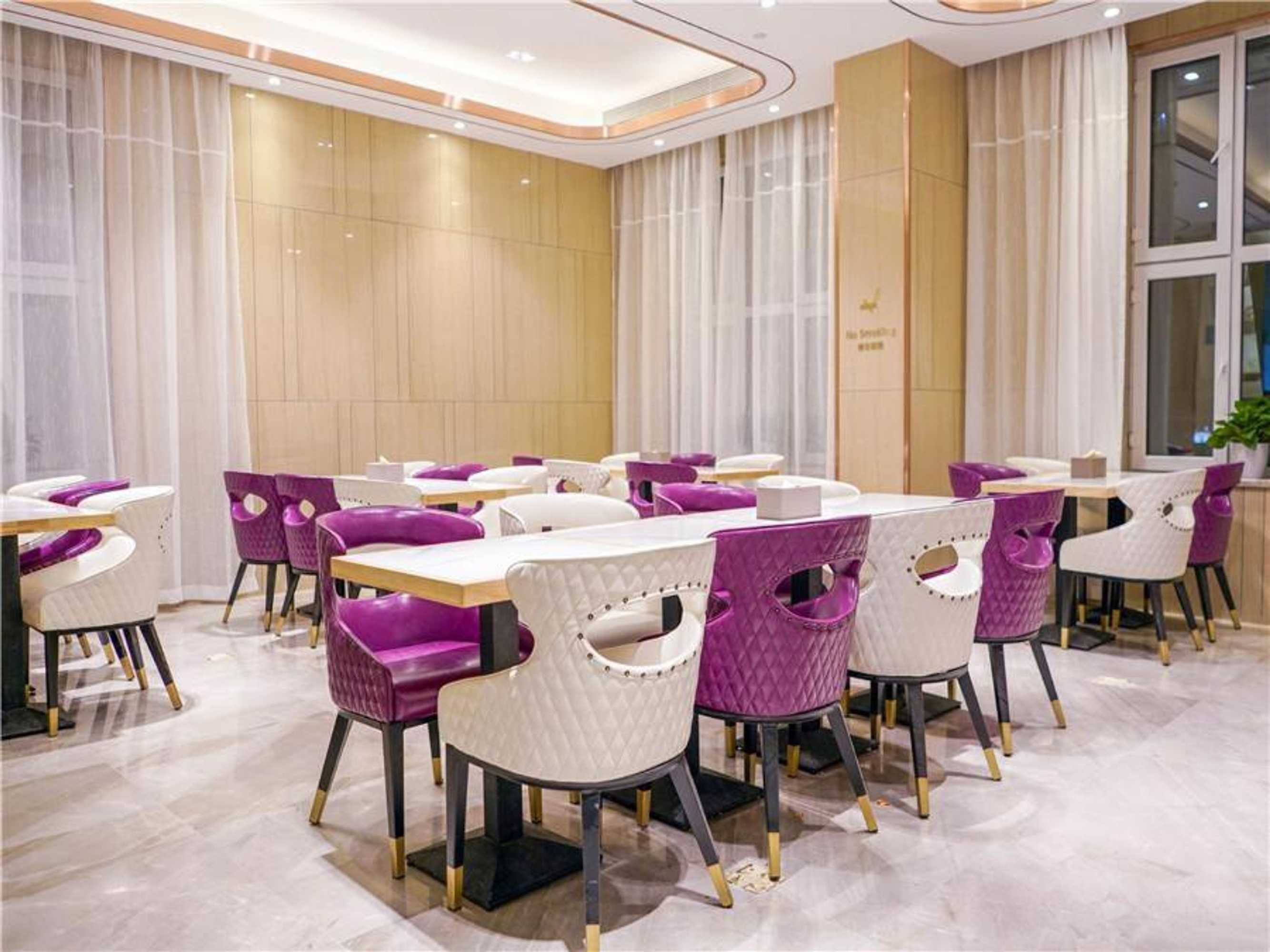 Gift card for Lavande Hotel Urumqi Beijing South Road Railway Bureau Subway Station Gift card for Lavande Hotel Urumqi Beijing South Road Railway Bureau Subway Station