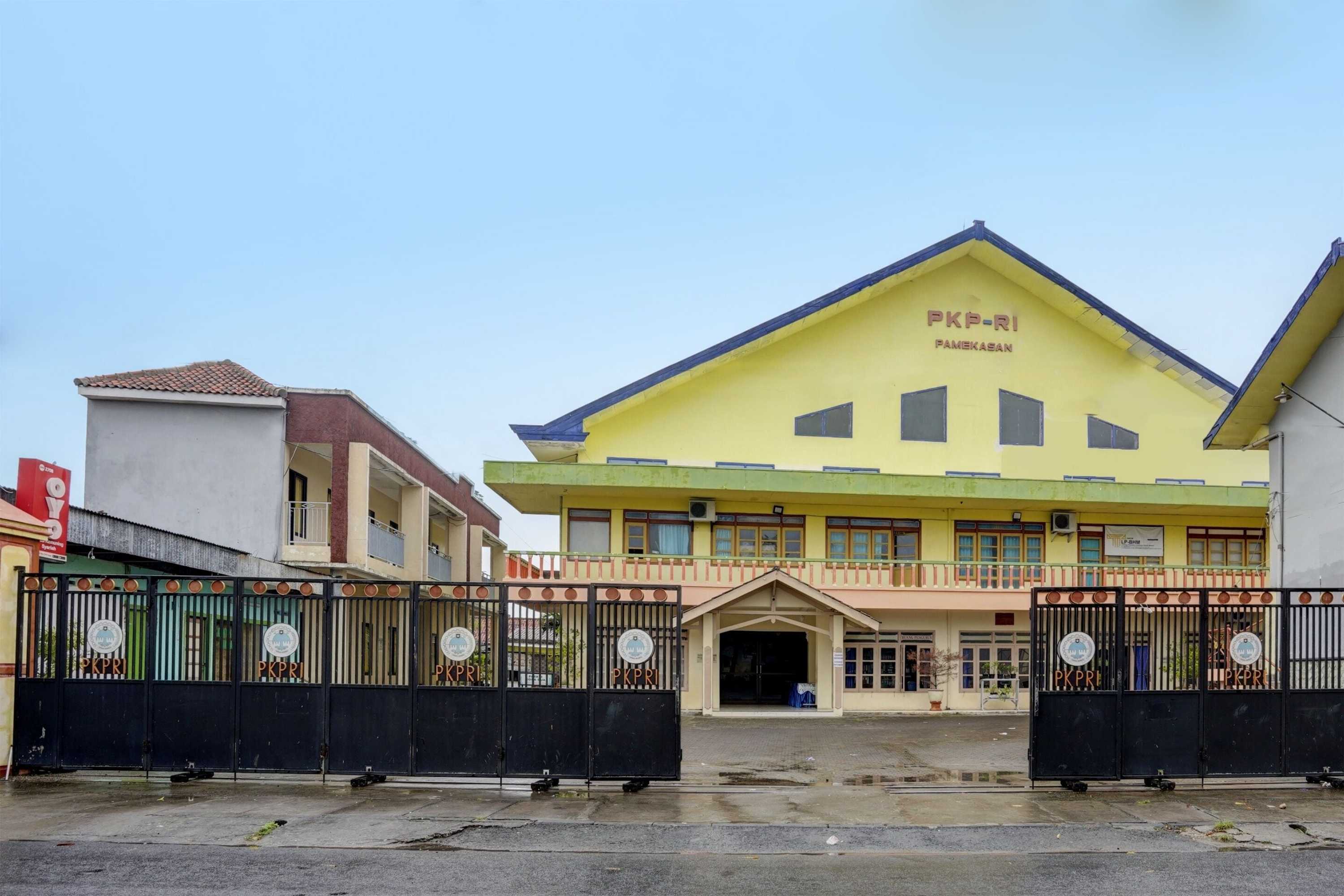 Gift card for Oyo 2708 Hotel Kemuning Syariah Gift card for Oyo 2708 Hotel Kemuning Syariah