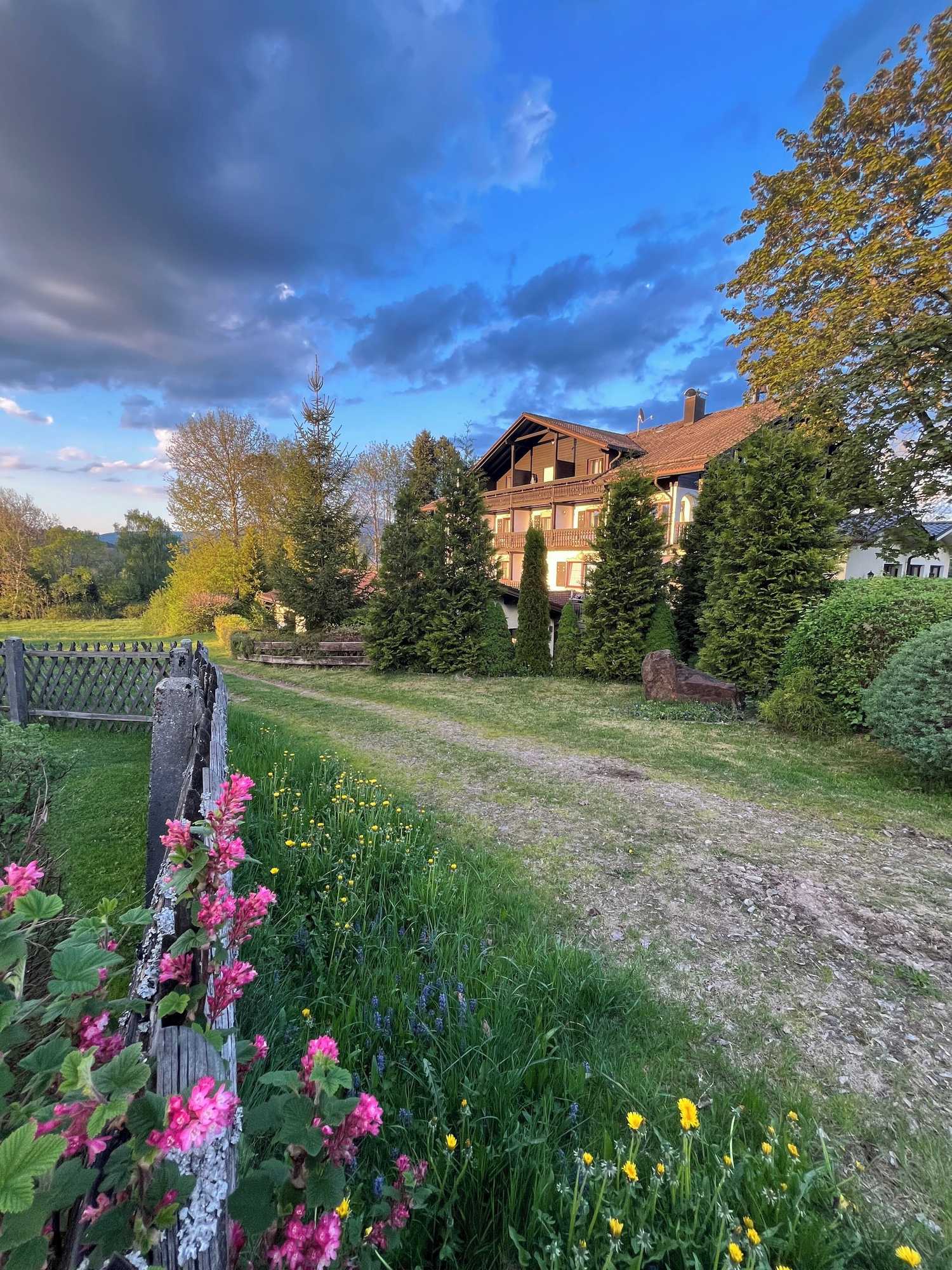 Gift card for Hotel Sonnenhof 3-Sterne-Superior Gift card for Hotel Sonnenhof 3-Sterne-Superior