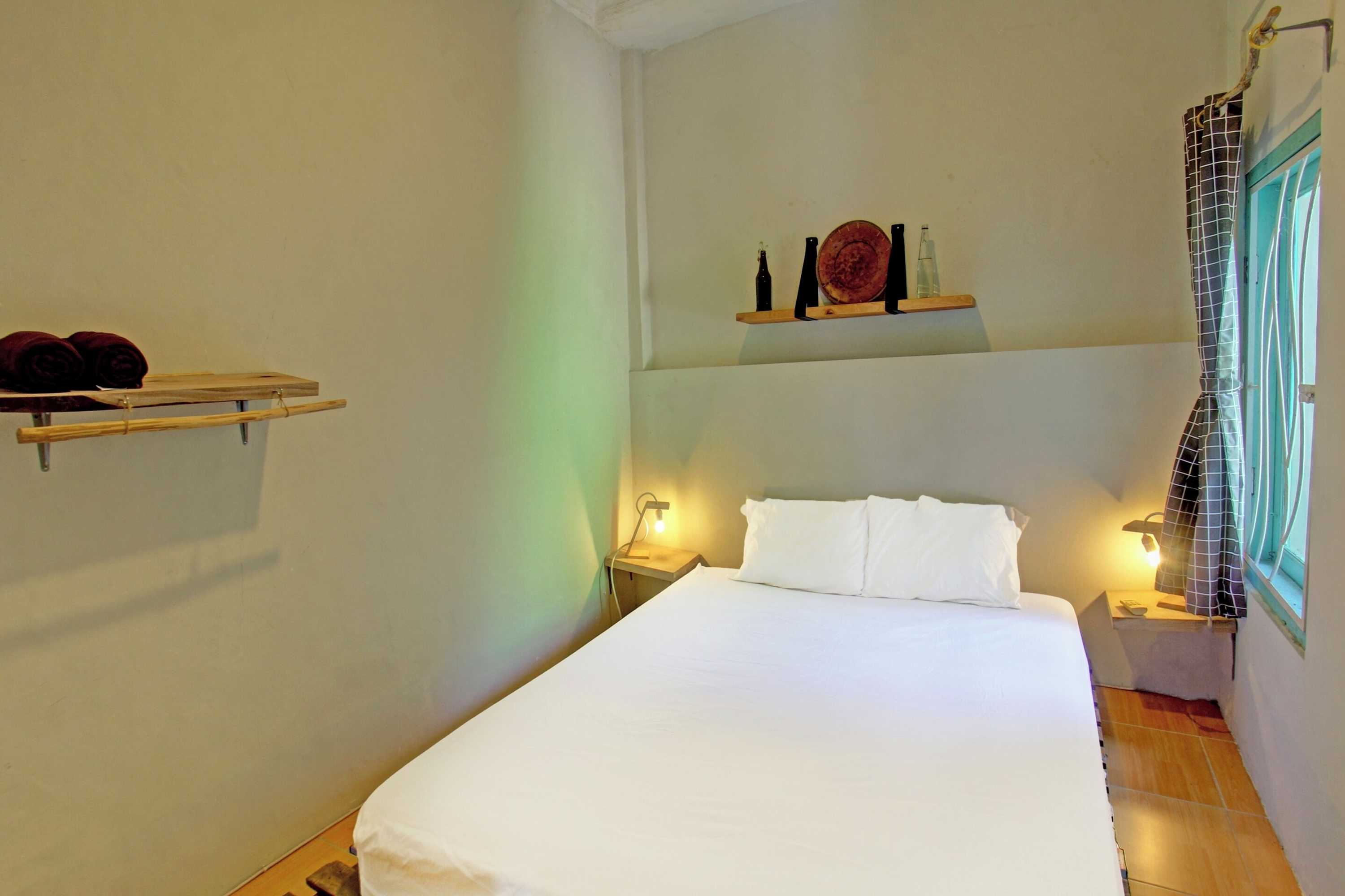 Gift card for Oyo 92825 Kamar Lombok Gift card for Oyo 92825 Kamar Lombok