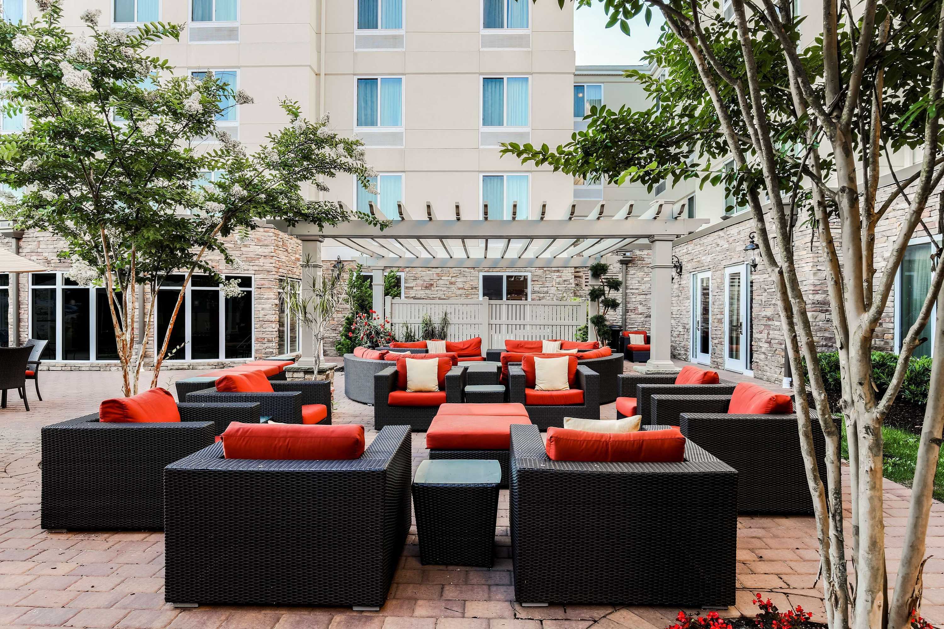 Gift card for Hilton Garden Inn Melville Gift card for Hilton Garden Inn Melville