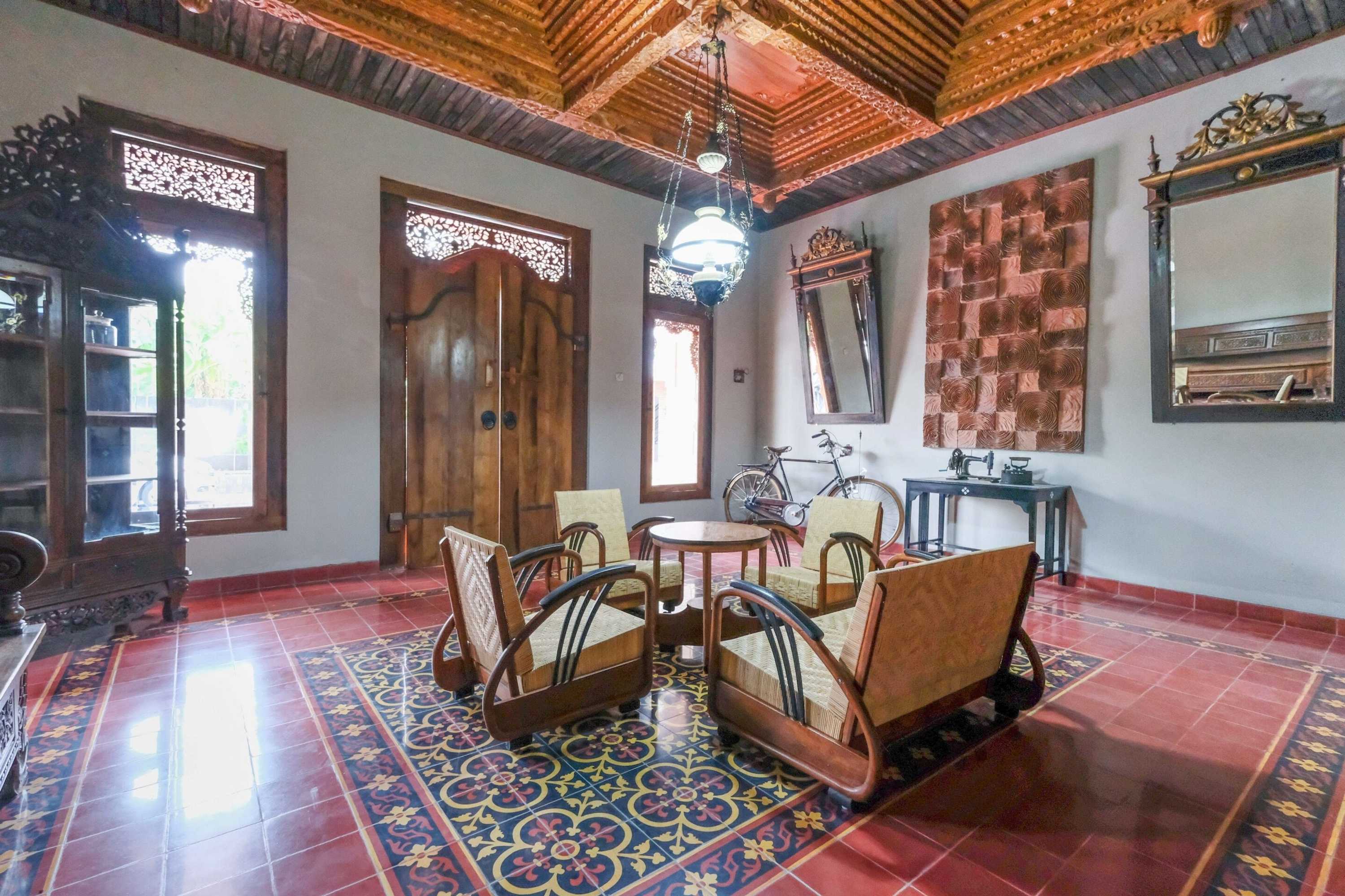 Gift card for Super Oyo Collection O 2383 Andongkoe 64 Salatiga