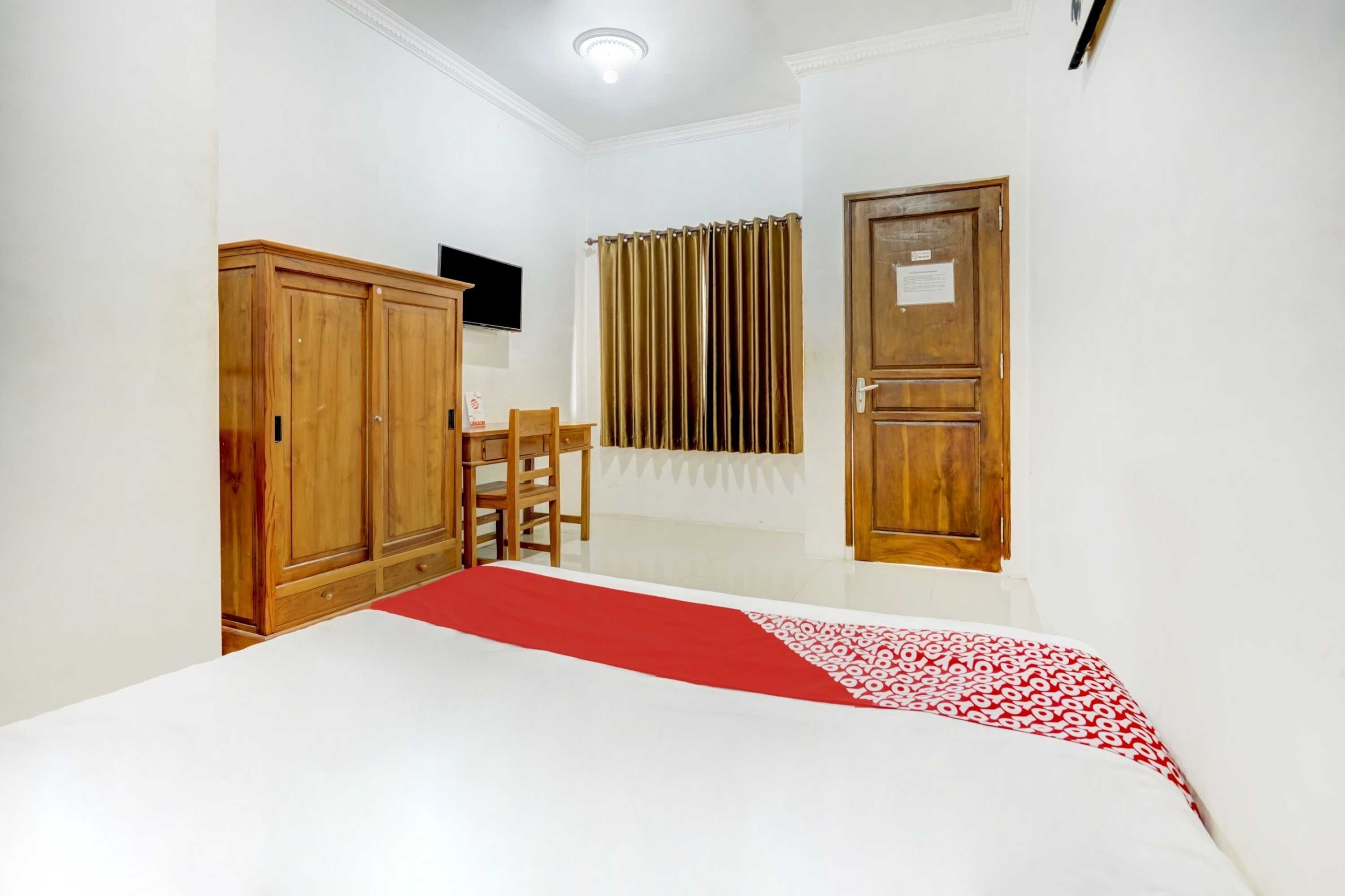 Gift card for Super Oyo 3702 Homestay Bougenville Syariah Gift card for Super Oyo 3702 Homestay Bougenville Syariah