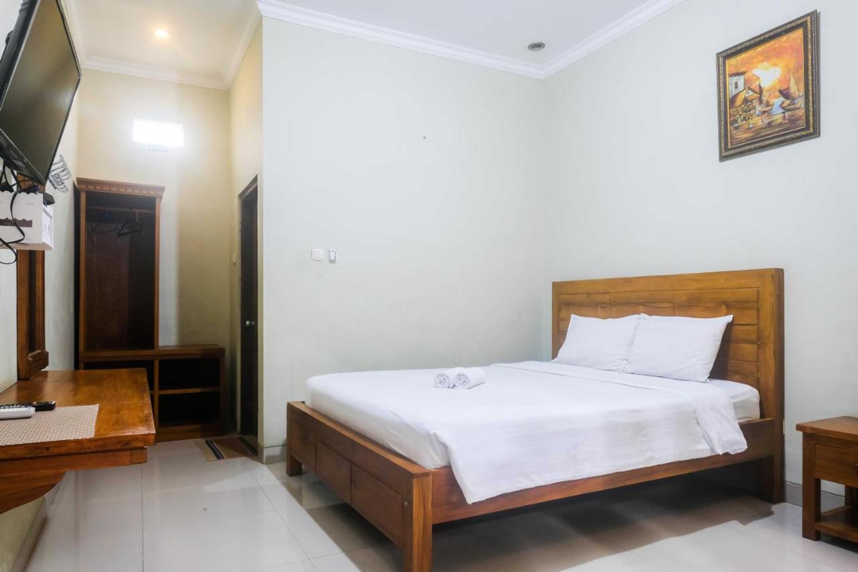 Gift card for Joglo Manggisan Syariah by Oyo Rooms Gift card for Joglo Manggisan Syariah by Oyo Rooms